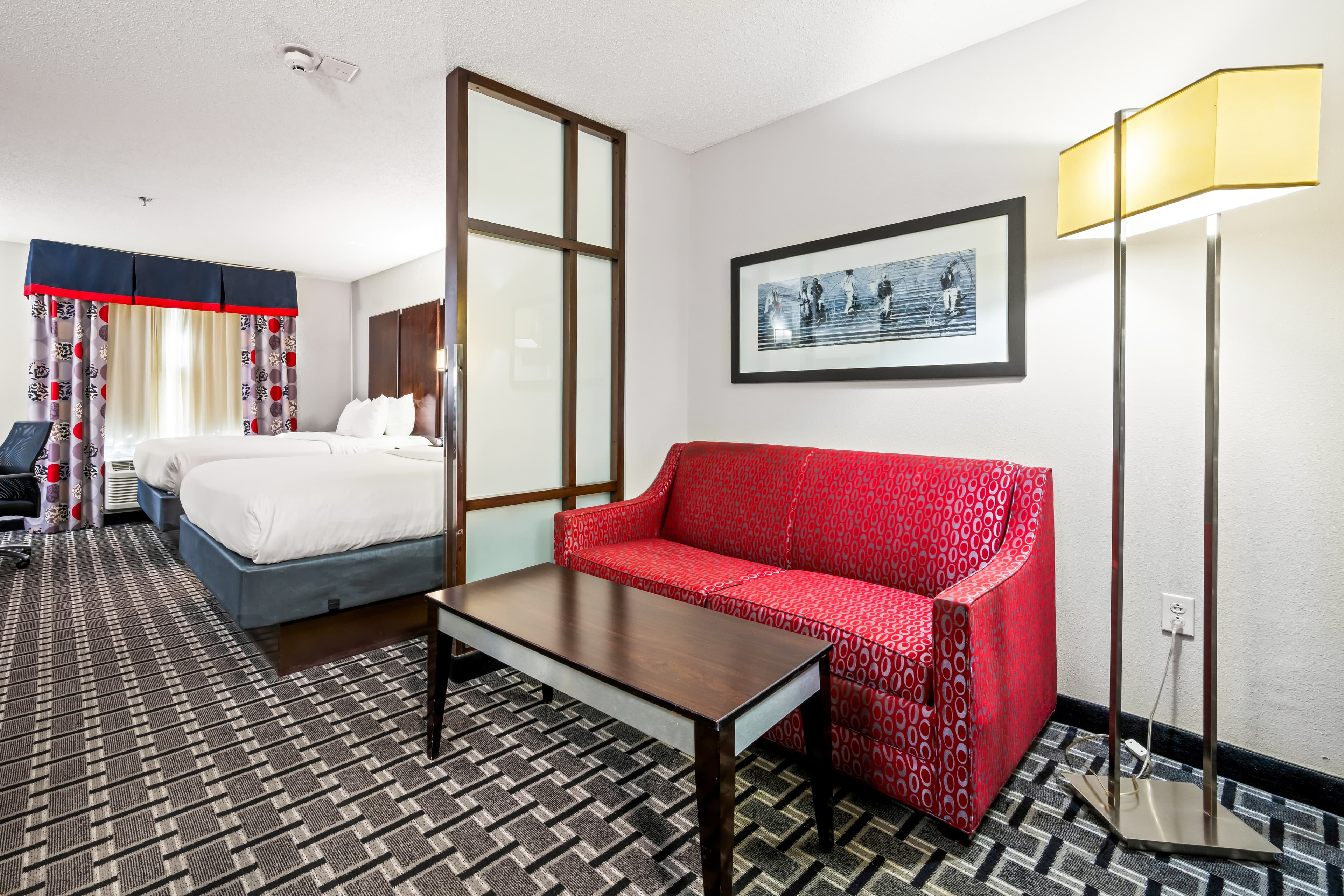 Comfort Suites Williamsburg Historic Area — 8