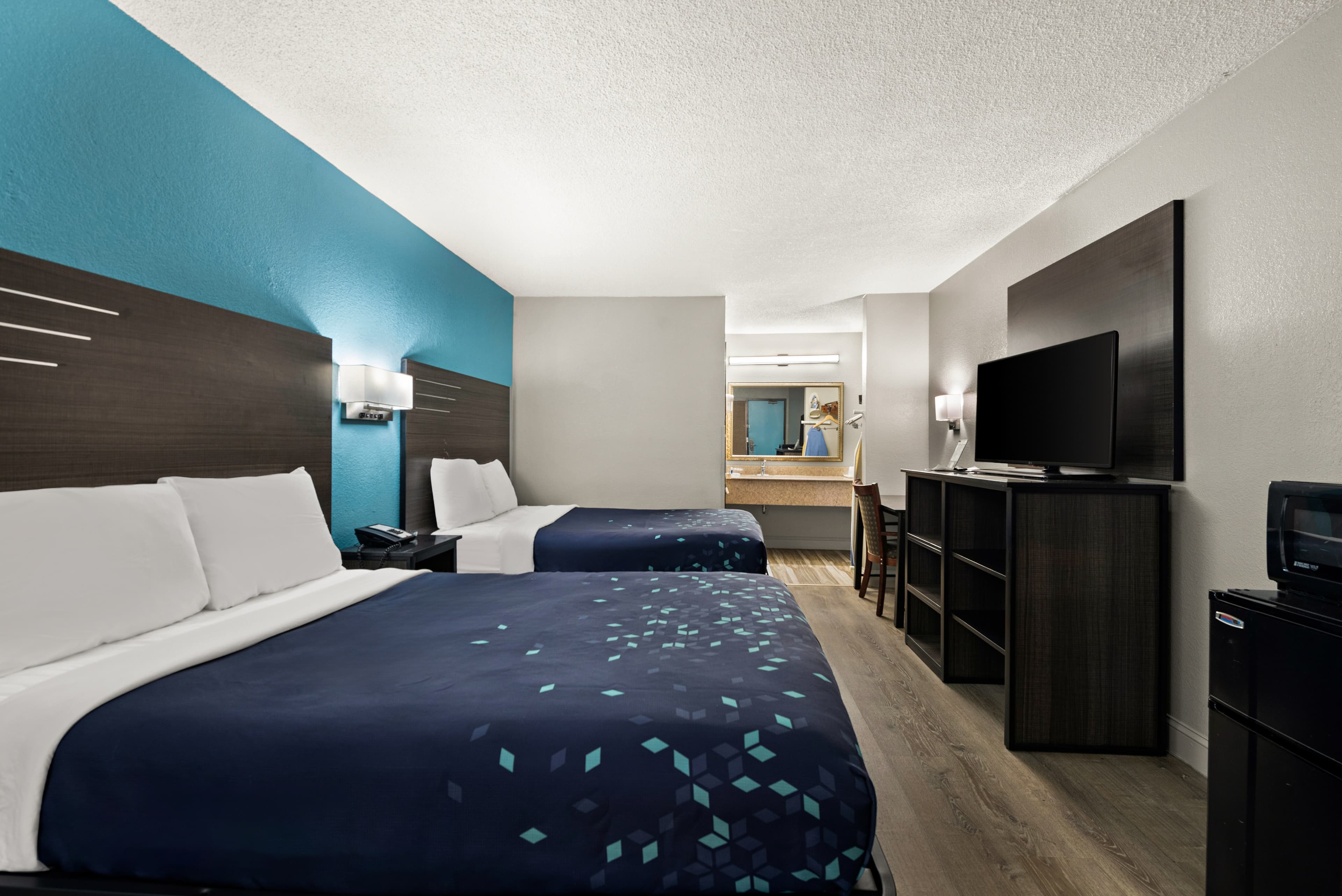 Rodeway Inn Richmond West End - Image 4
