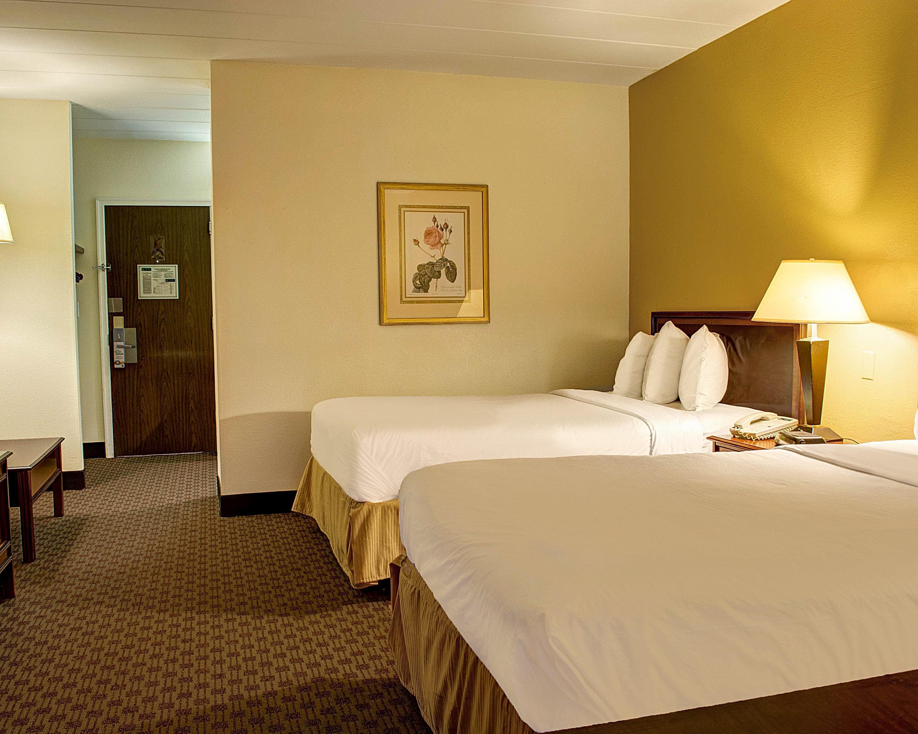 Quality Inn Richmond North - Image 5