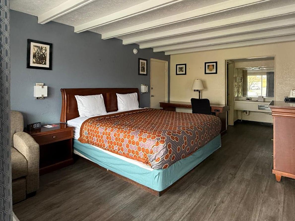 Econo Lodge Galax — 2