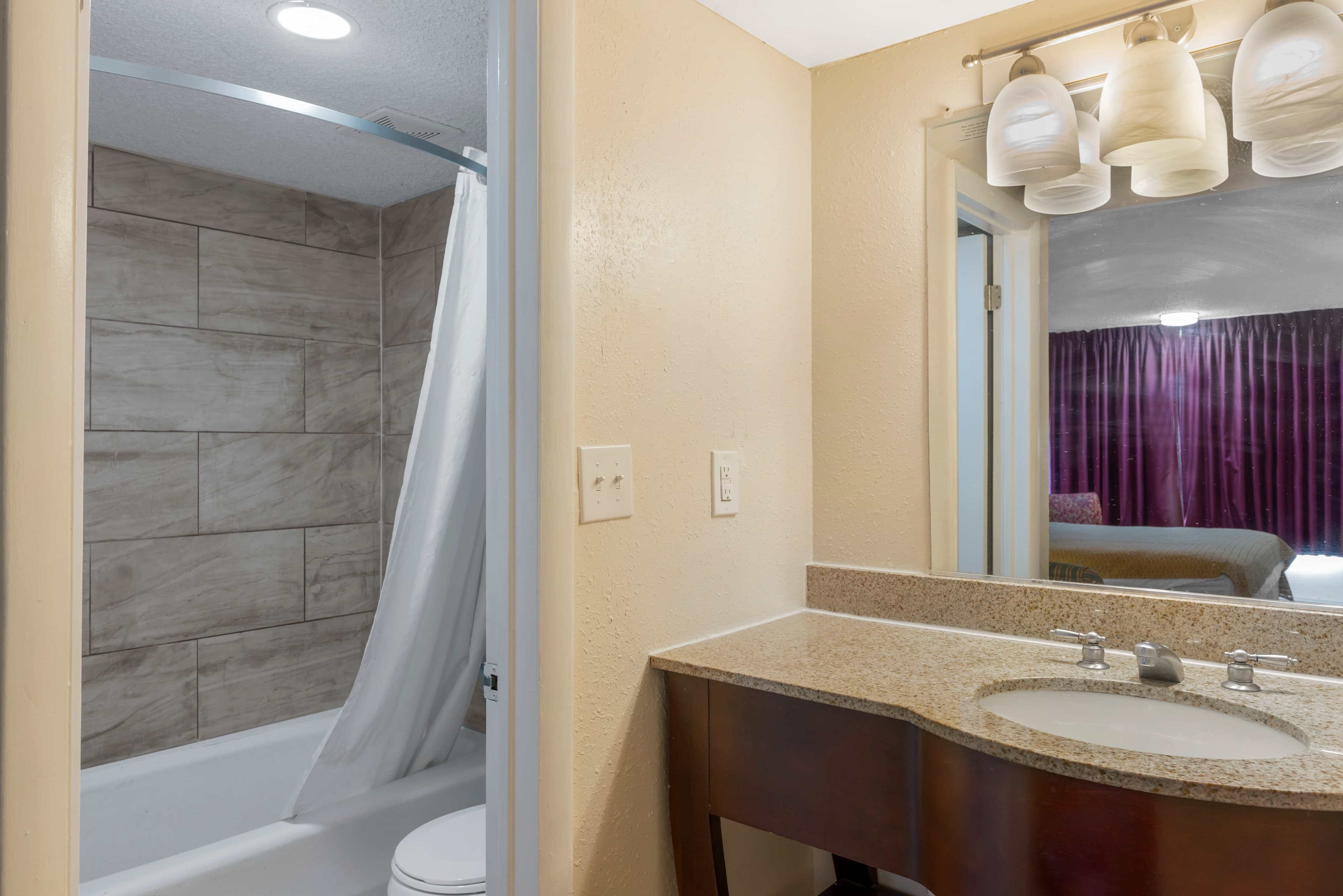 Rodeway Inn Colonial Heights I-95 — 17