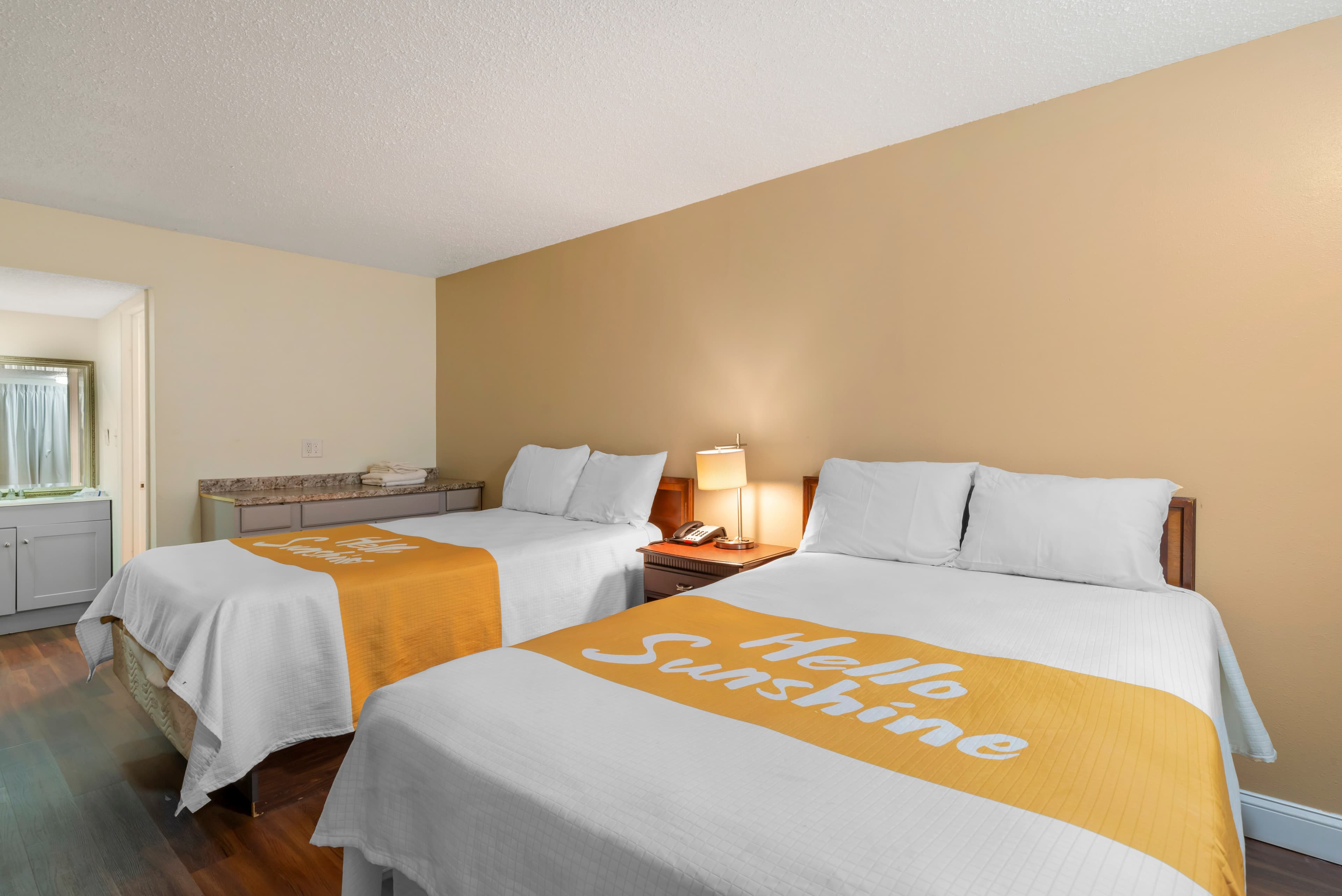 Rodeway Inn Colonial Heights I-95 - Image 2