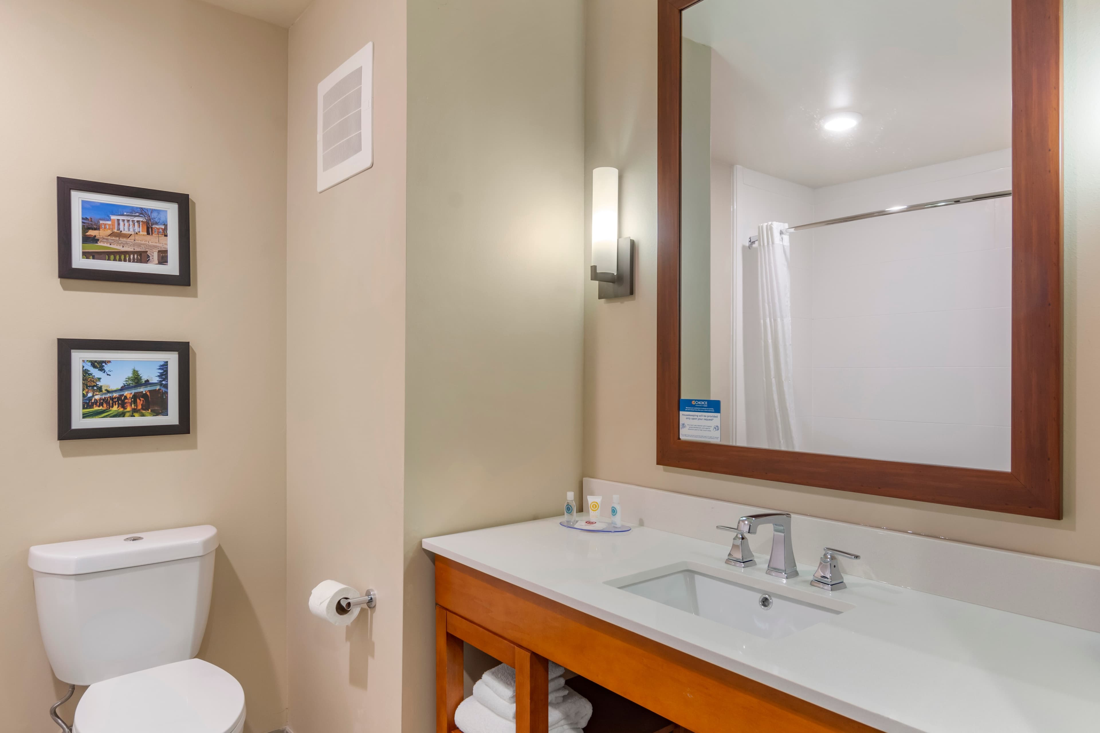 Comfort Inn & Suites Charlottesville Hollymead Town Center - Image 5