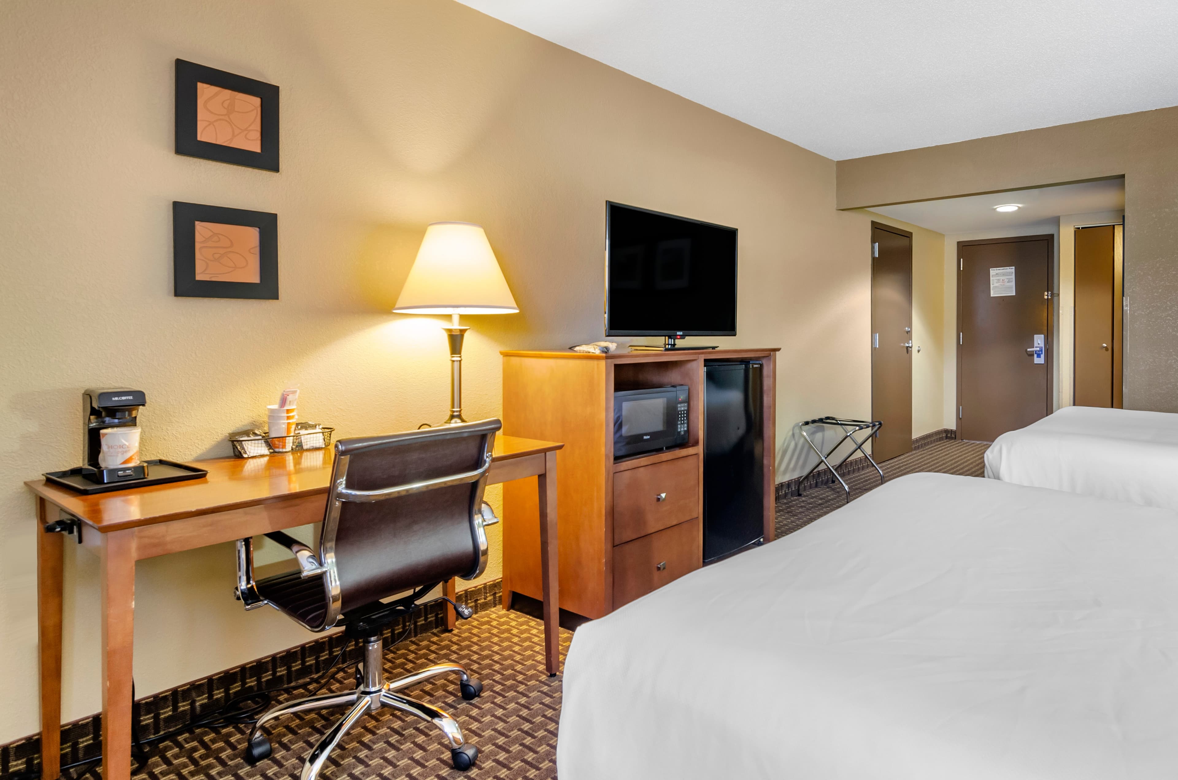 Comfort Inn & Suites Raphine - Lexington near I-81 and I-64 — 12