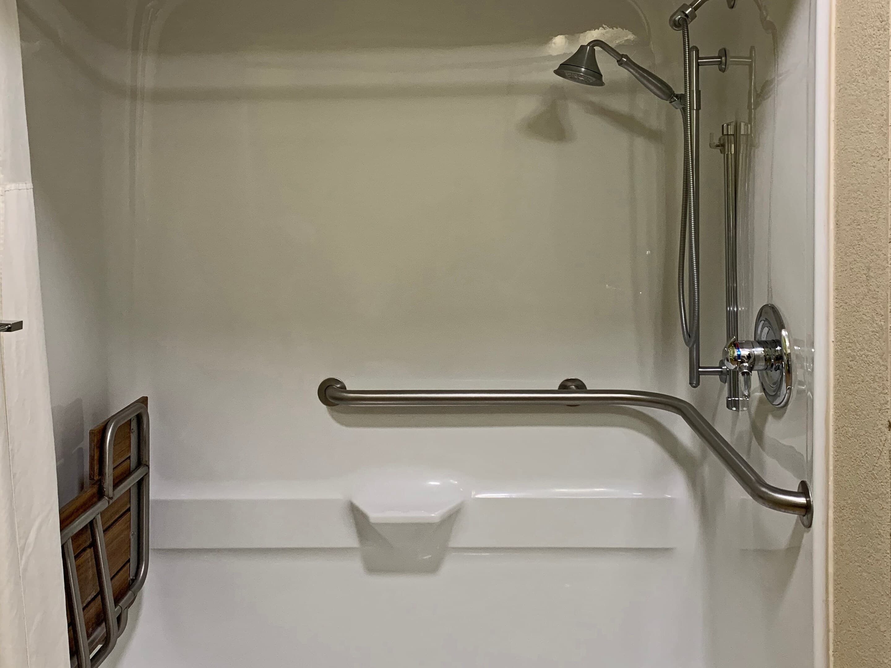 Quality Inn & Suites Quantico — 6