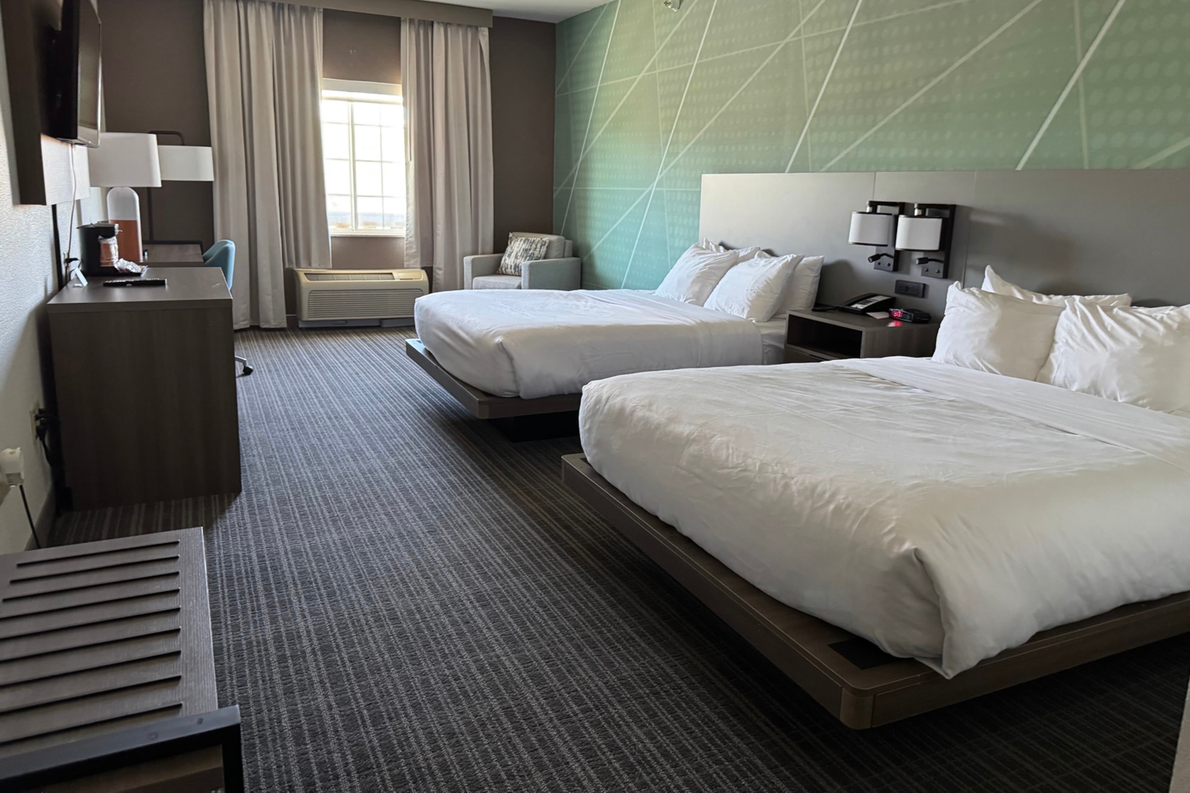Comfort Inn & Suites Orange - Montpelier - Image 2