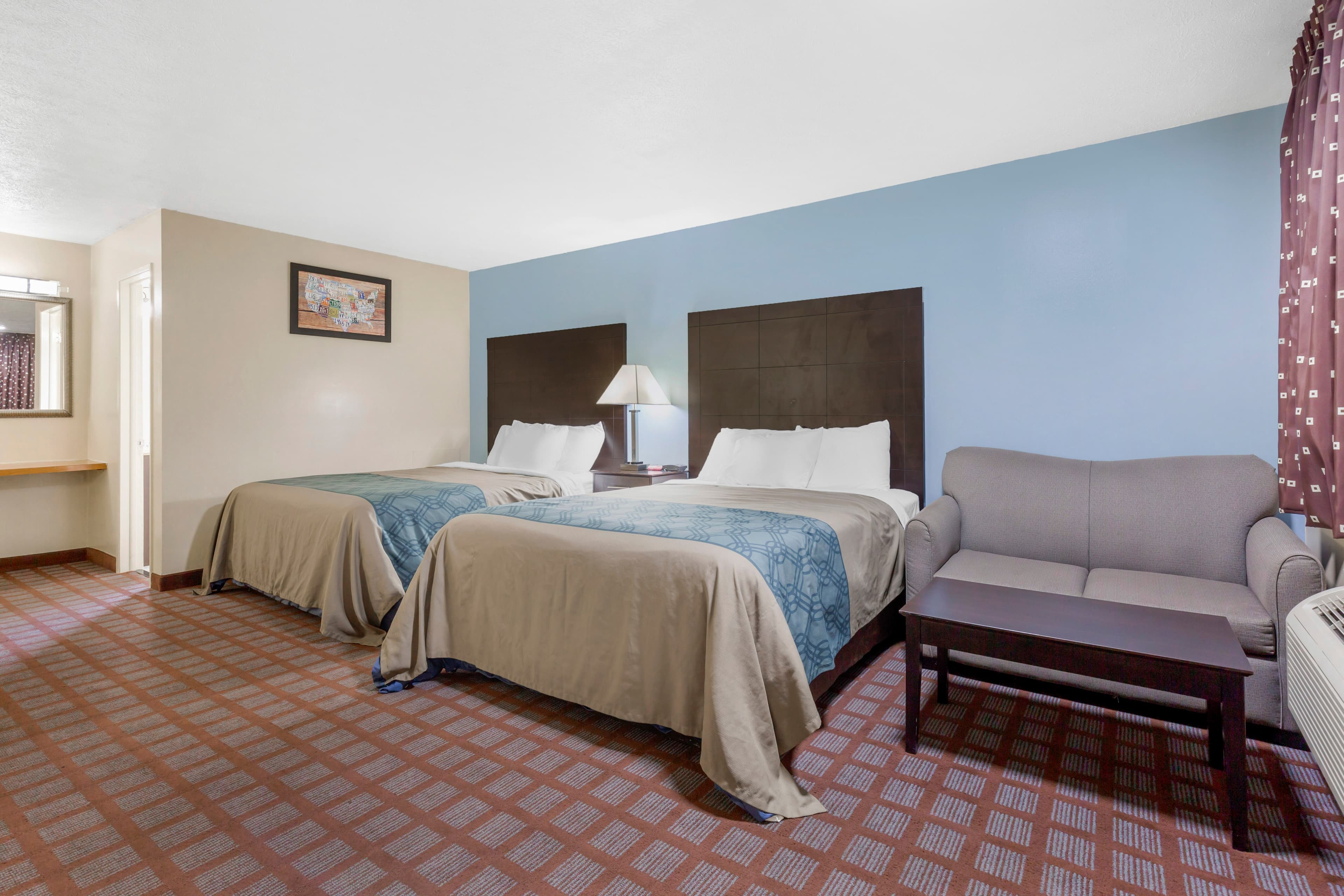 Econo Lodge Woodstock - Shenandoah Valley I-81 — 26