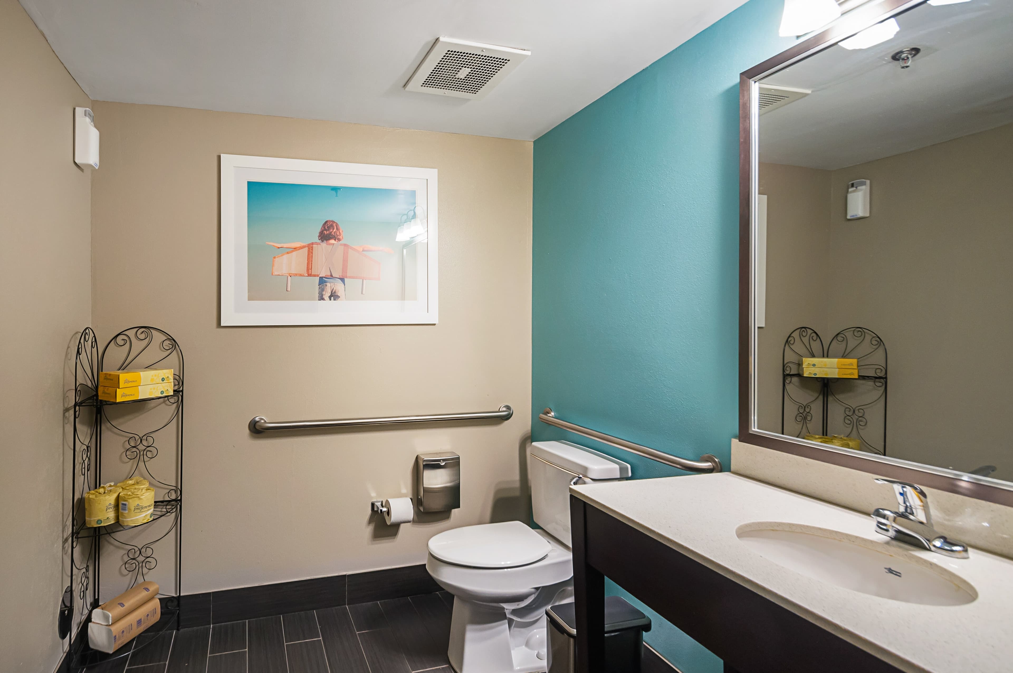 Quality Inn Harrisonburg I-81 — 6