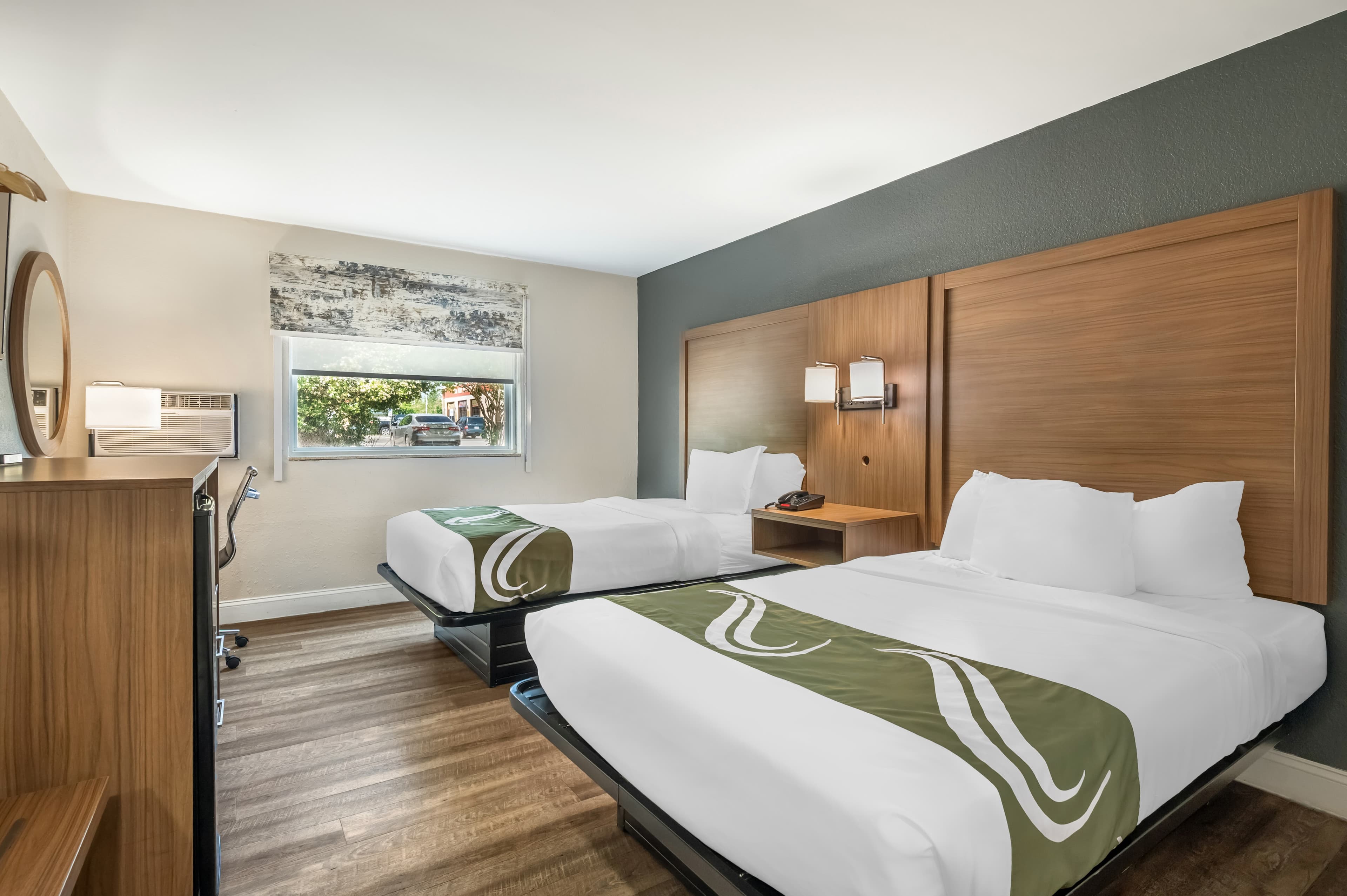 Quality Inn Chesapeake - Greenbrier - Image 2