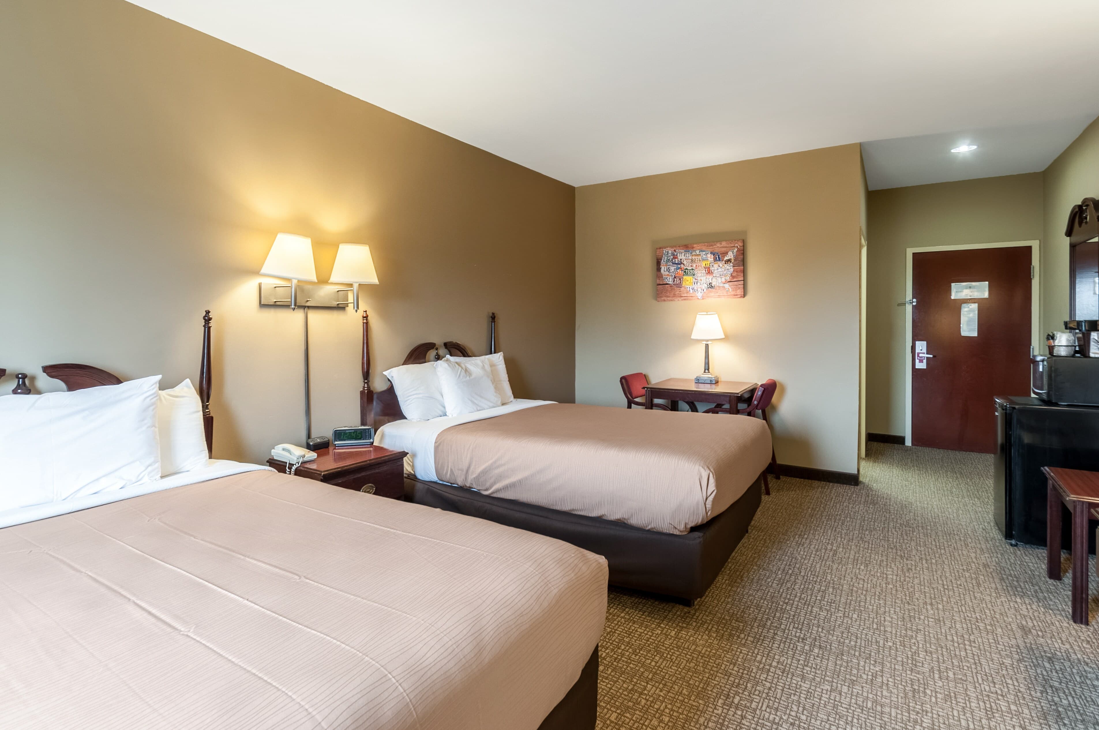 Econo Lodge Inn & Suites Middletown - Winchester South — 13