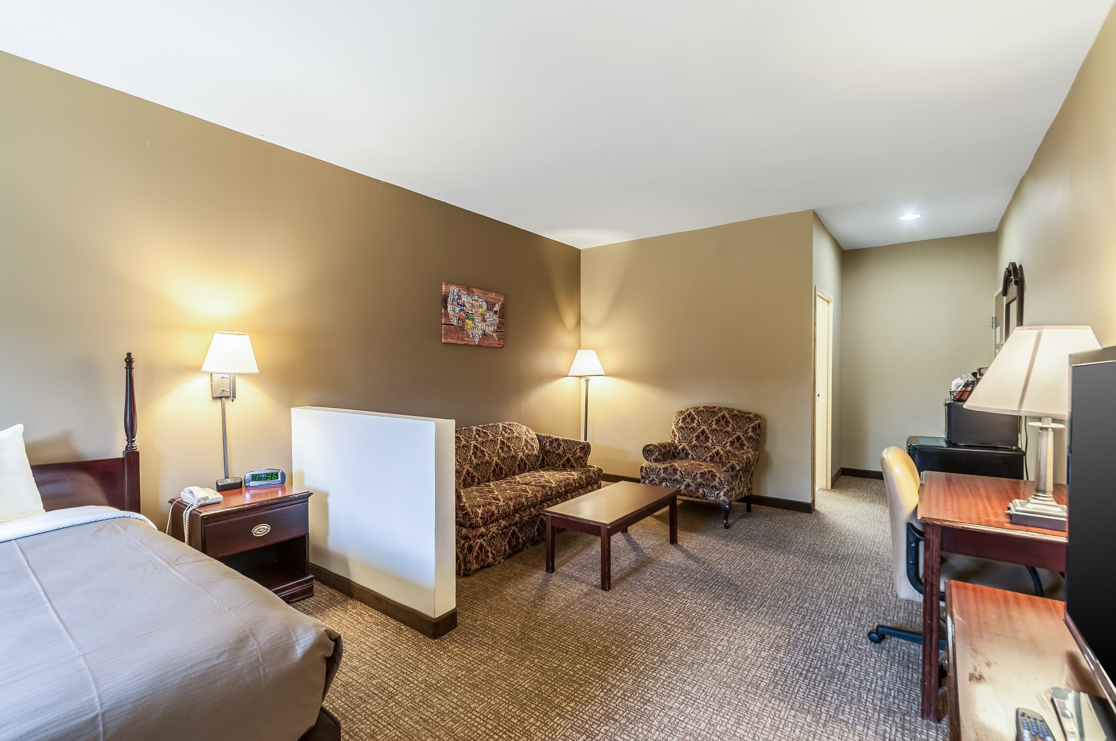 Econo Lodge Inn & Suites Middletown - Winchester South — 18