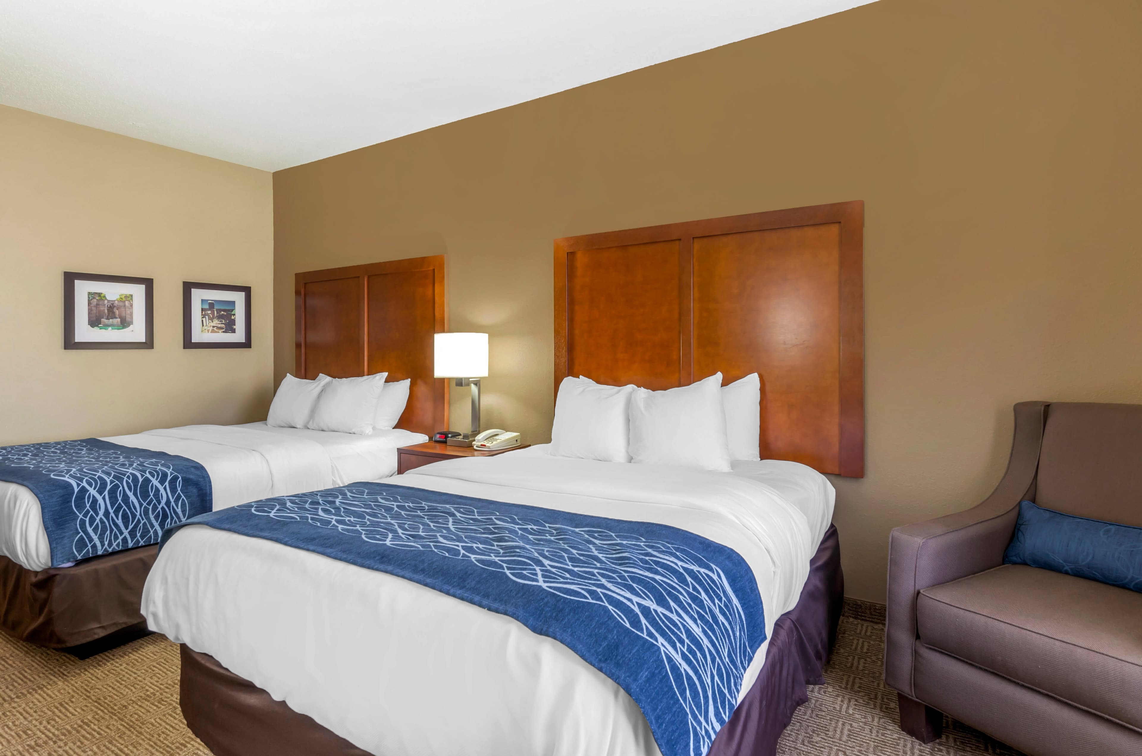 Comfort Inn & Suites Lynchburg Airport - University Area — 12