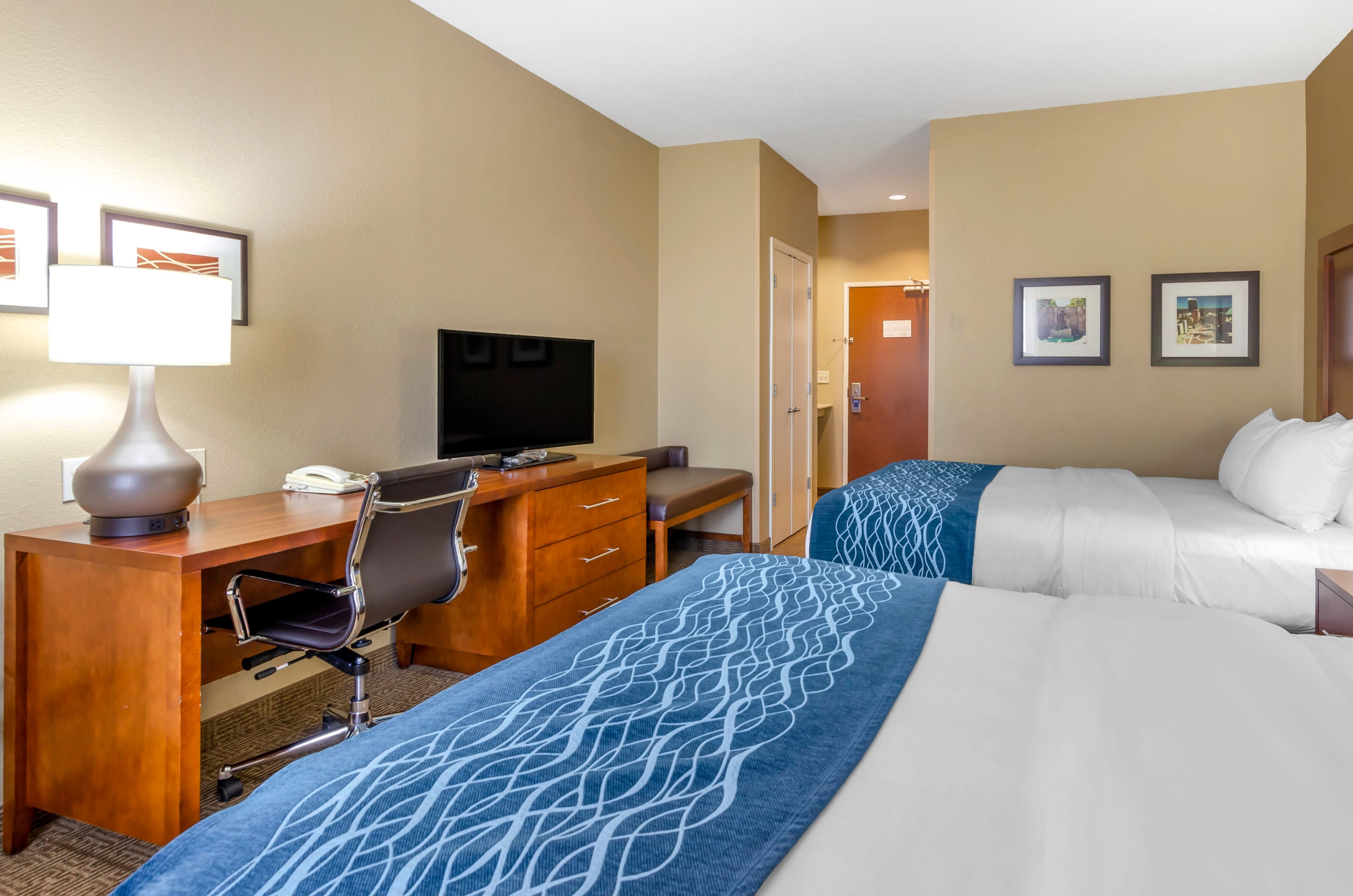 Comfort Inn & Suites Lynchburg Airport - University Area — 13