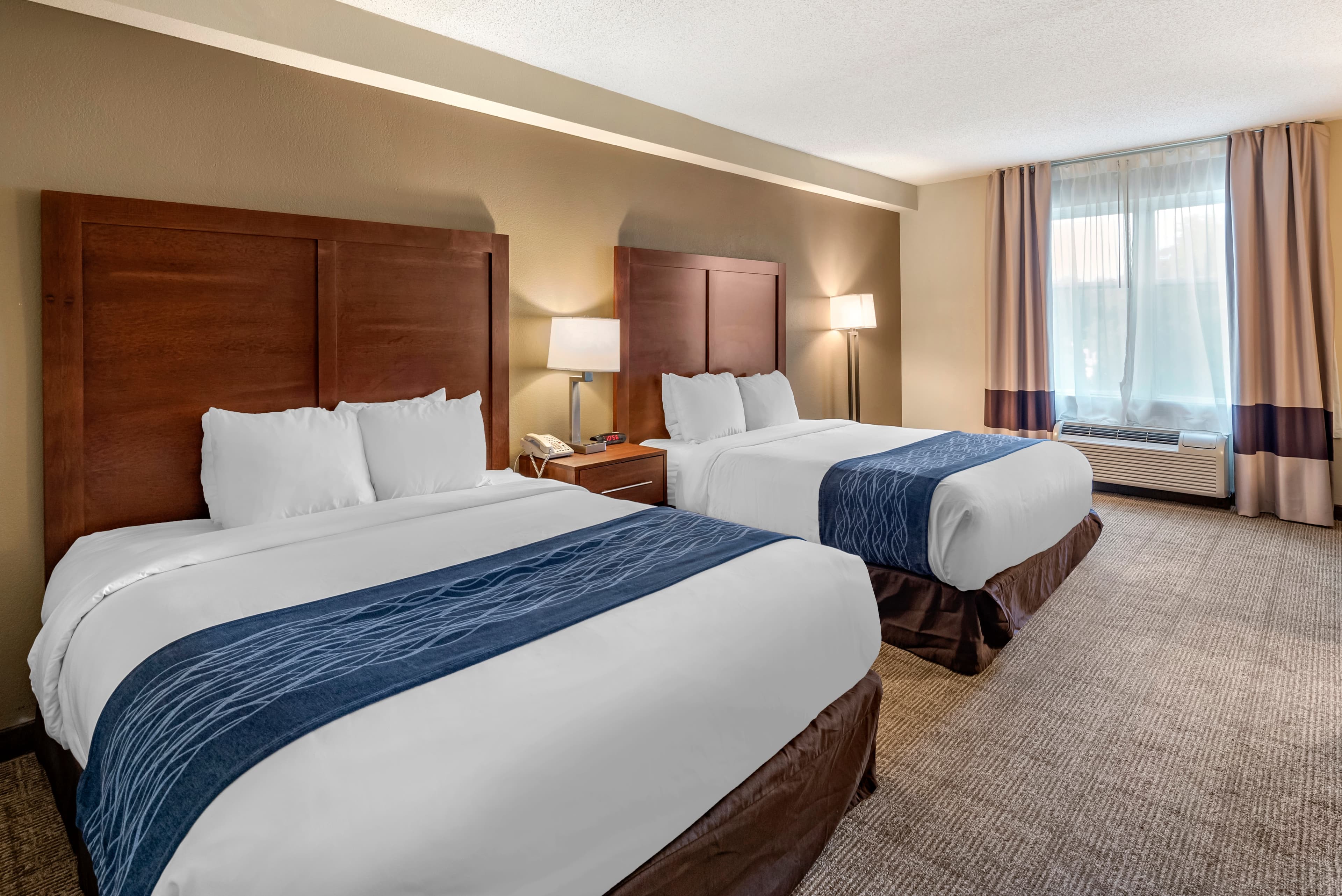 Comfort Inn & Suites Virginia Beach - Norfolk Airport - Image 2