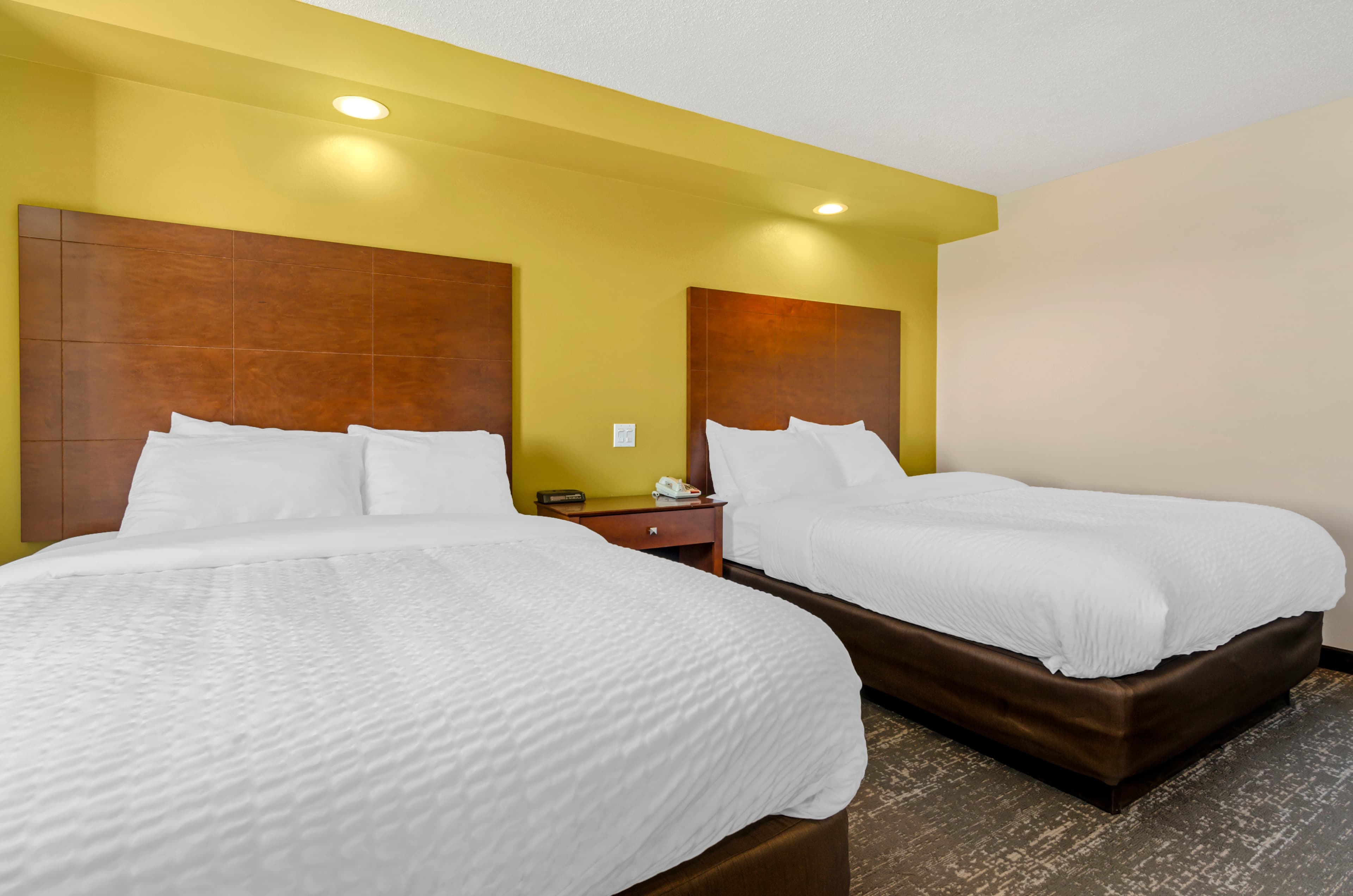 Clarion Pointe Staunton East — 37