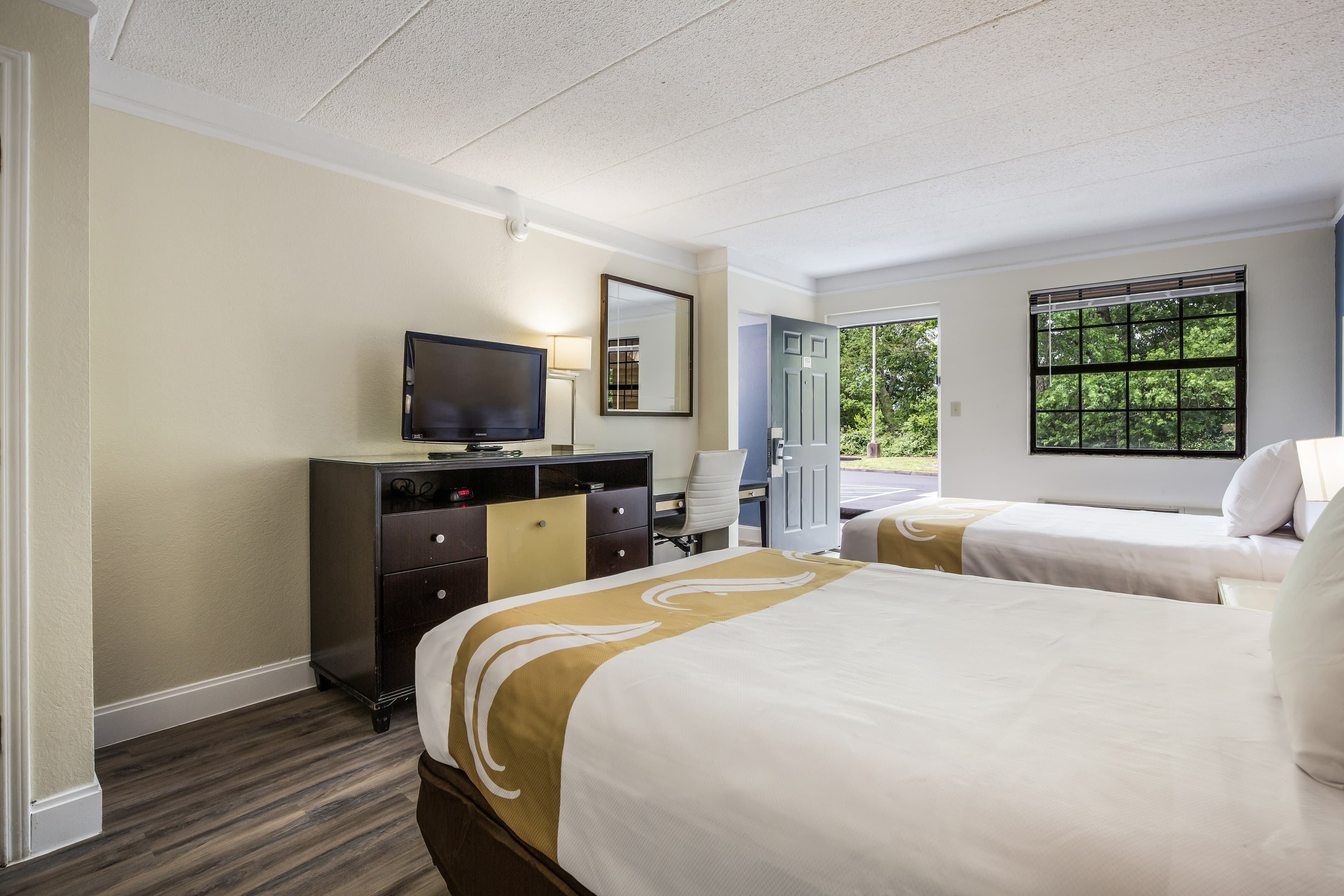 Quality Inn Hampton - Newport News - Image 3