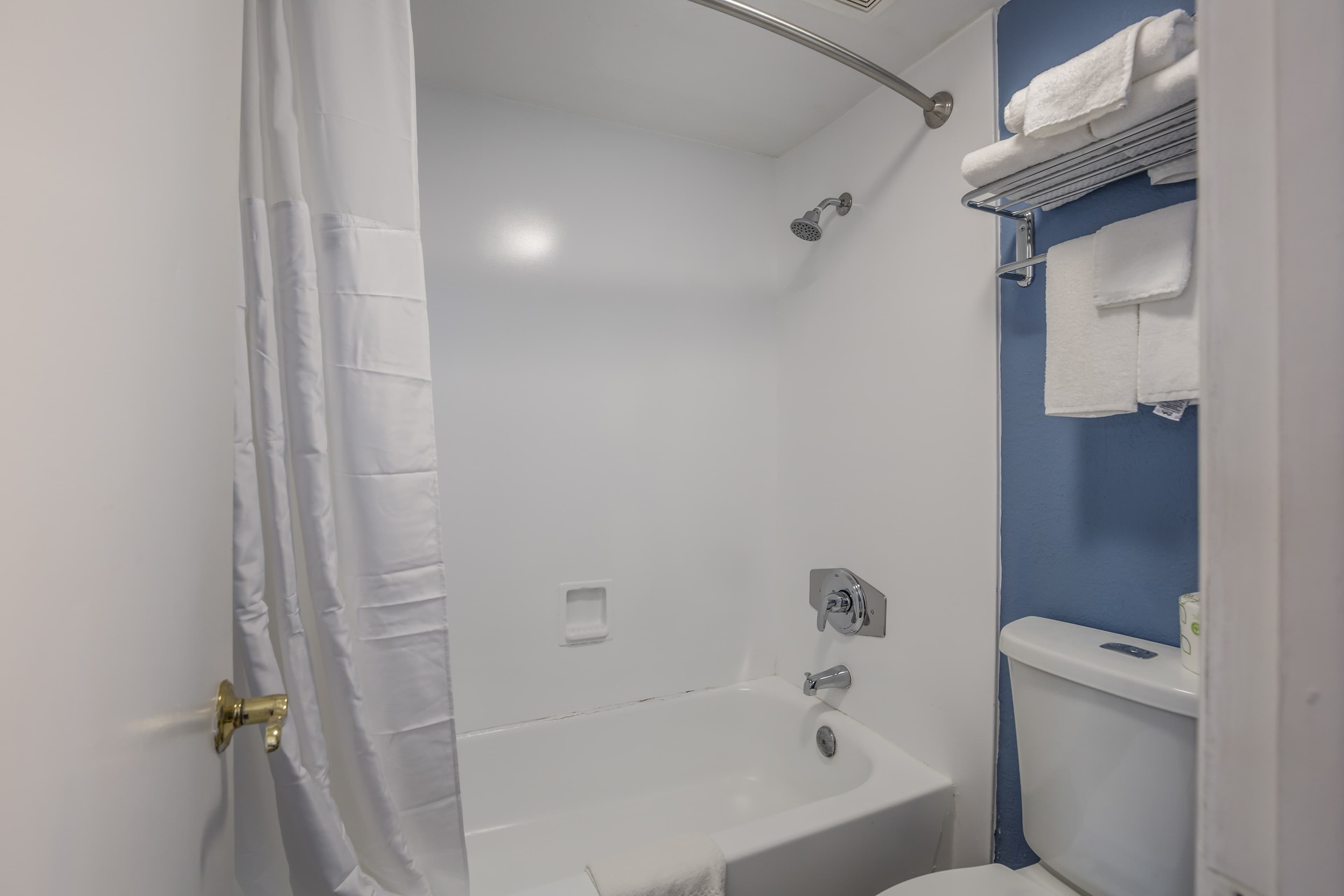 Quality Inn Hampton - Newport News — 6