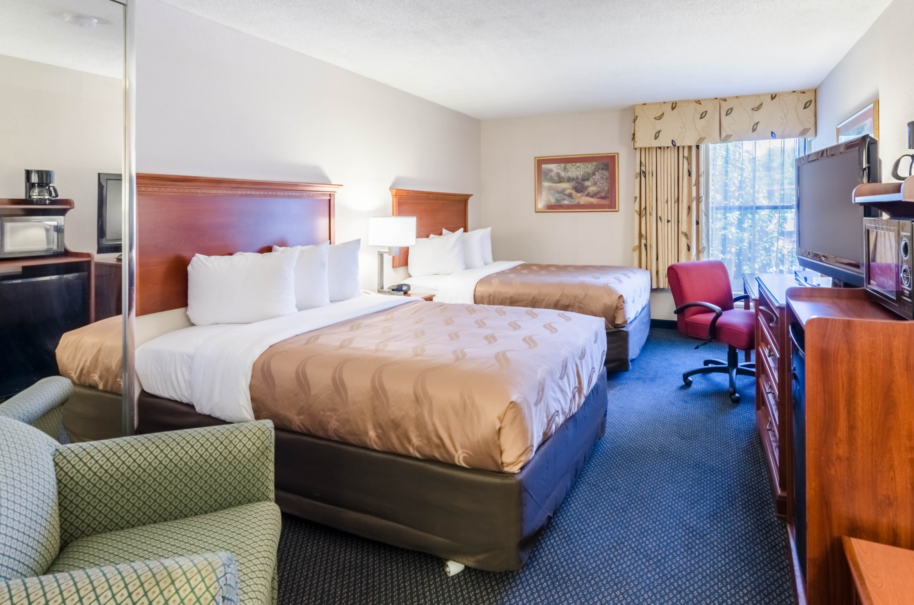 Quality Inn Lynchburg near University — 6