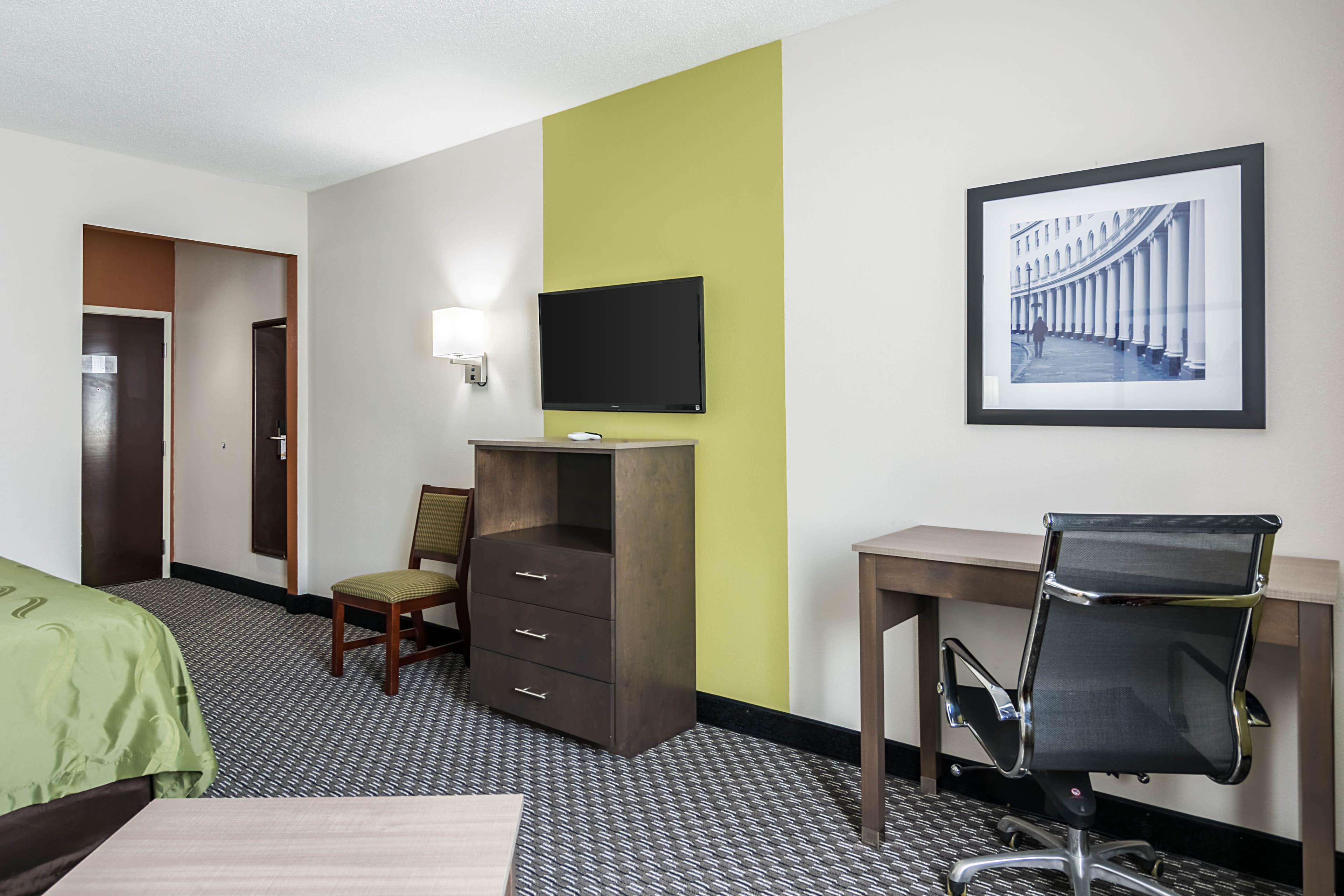 Quality Inn Warsaw near Rappahannock River — 8