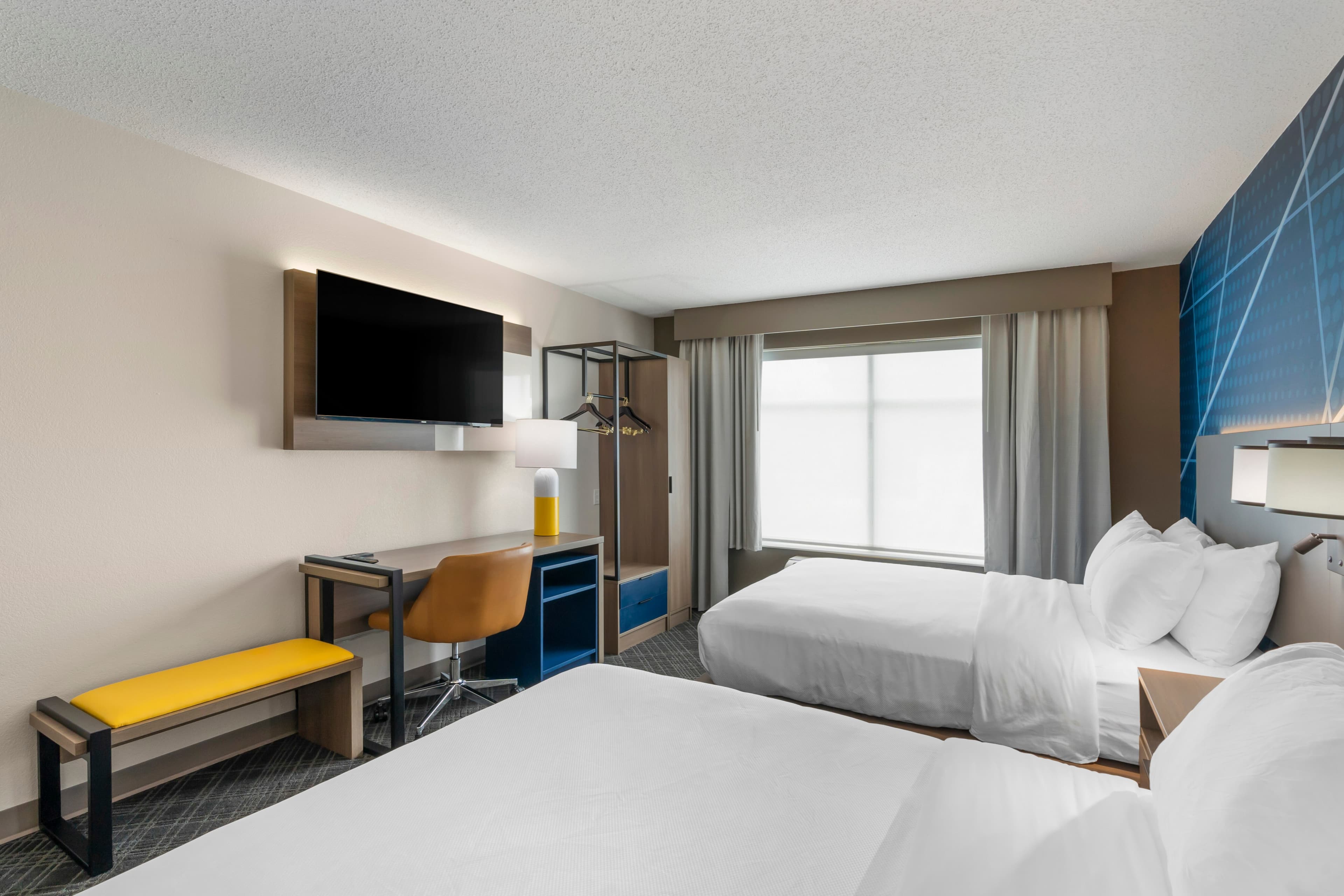 Comfort Inn & Suites Hampton near Coliseum — 16
