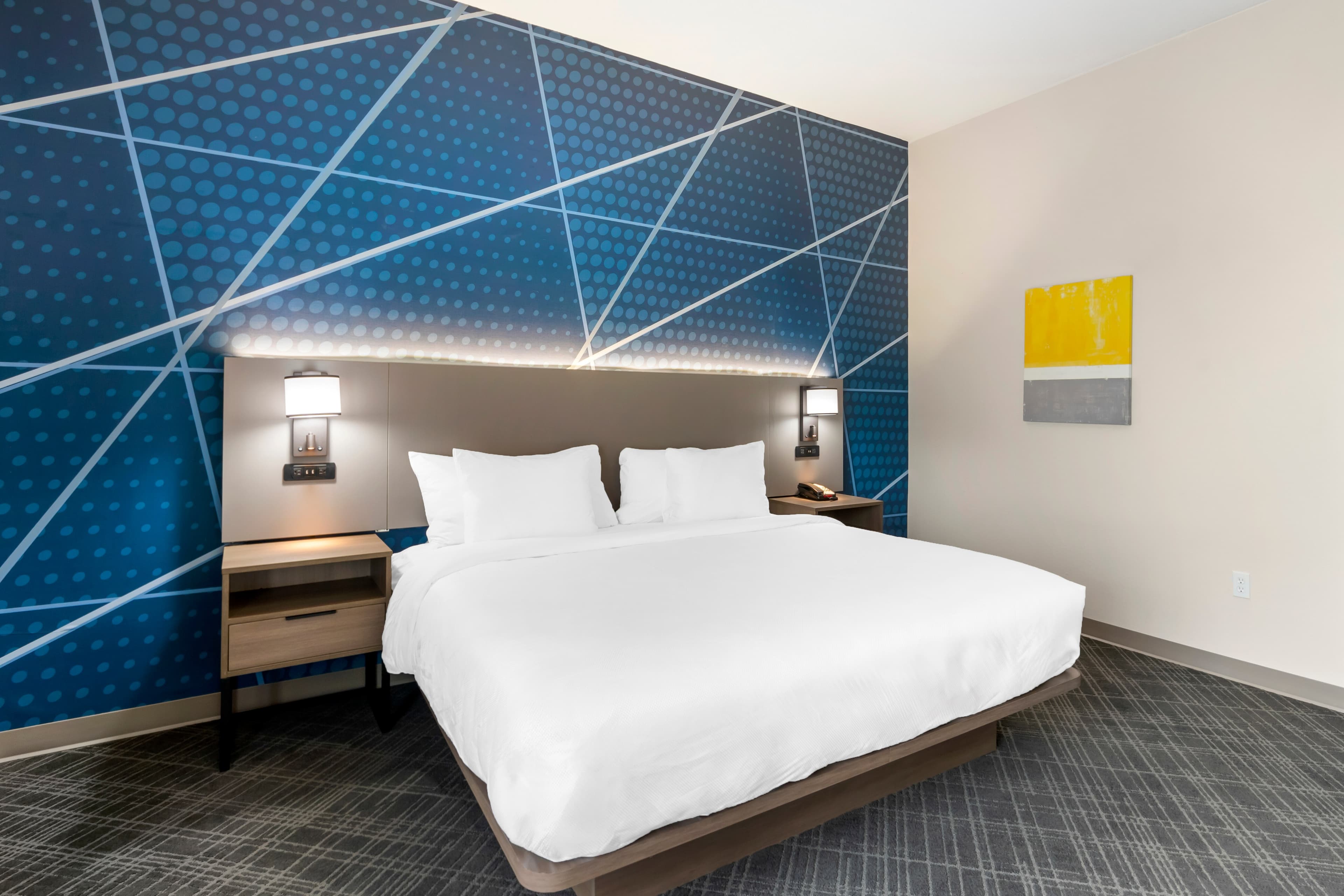 Comfort Inn & Suites Hampton near Coliseum — 7