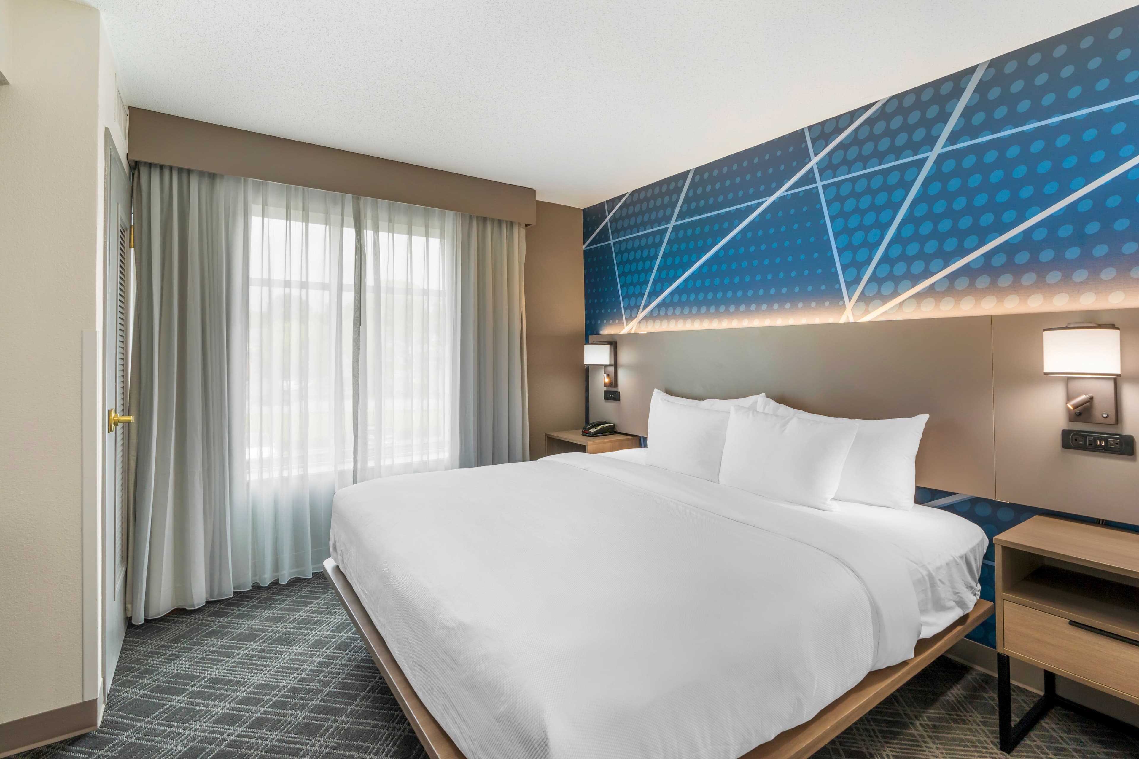 Comfort Inn & Suites Hampton near Coliseum — 20