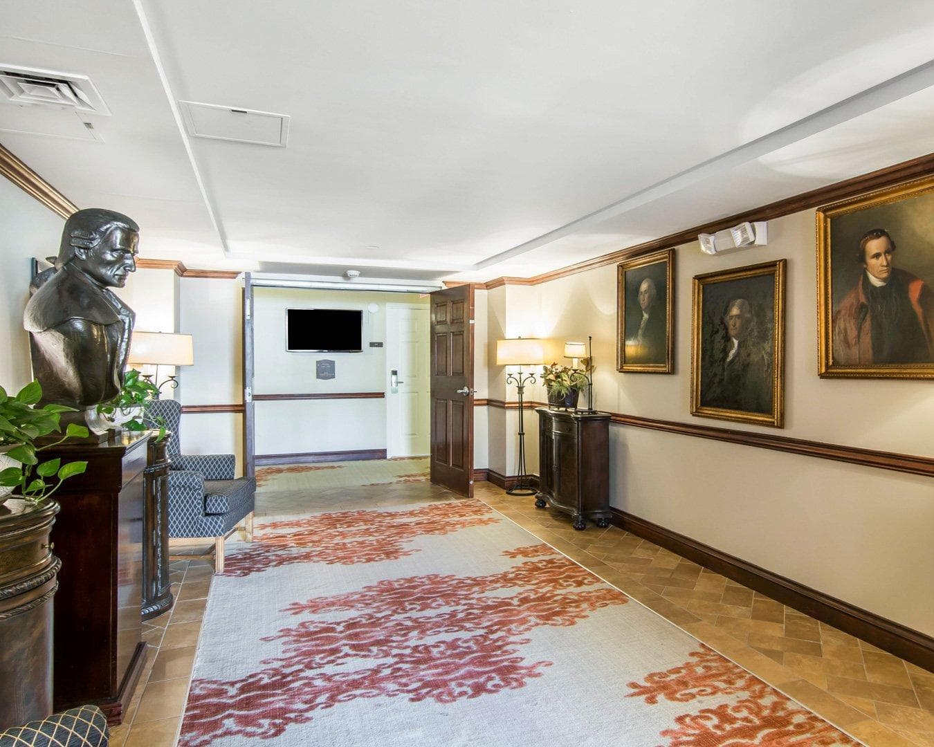 Bluegreen Vacations Patrick Henry Sqr, an Ascend Collection Resort - Image 1