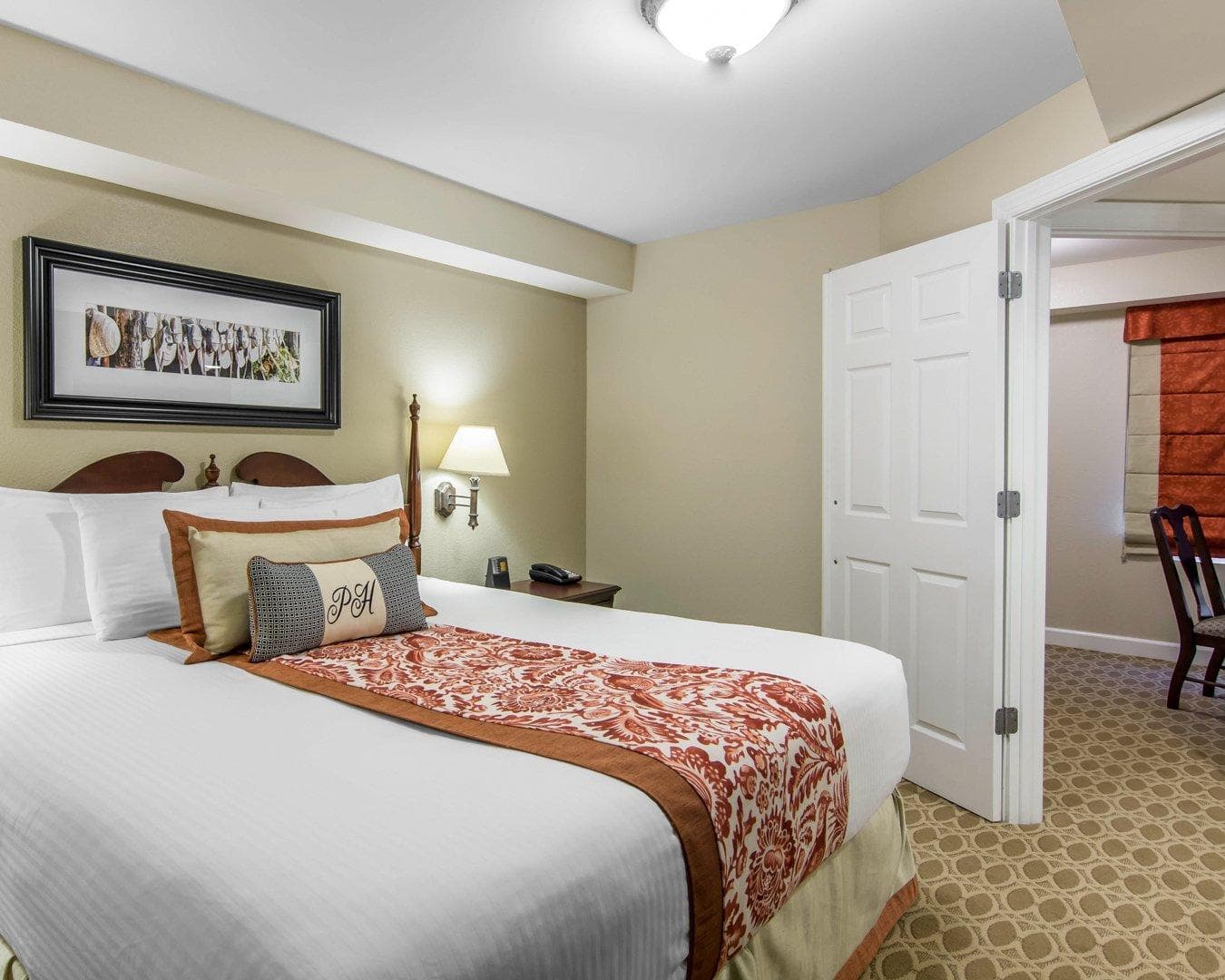 Bluegreen Vacations Patrick Henry Sqr, an Ascend Collection Resort — 6