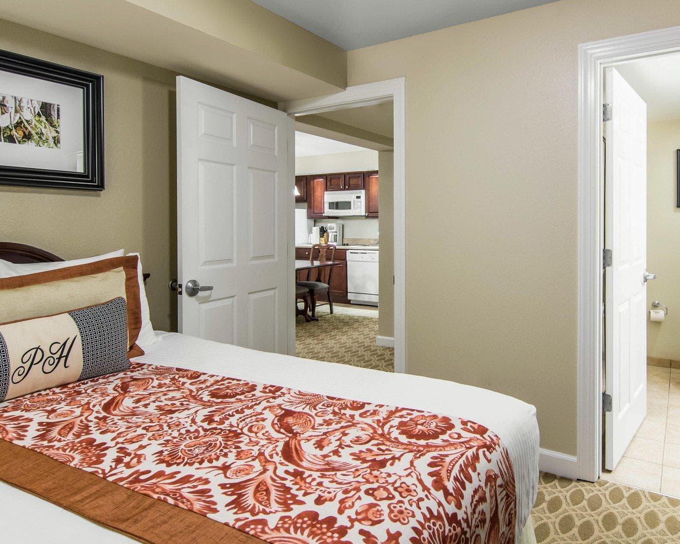 Bluegreen Vacations Patrick Henry Sqr, an Ascend Collection Resort — 7