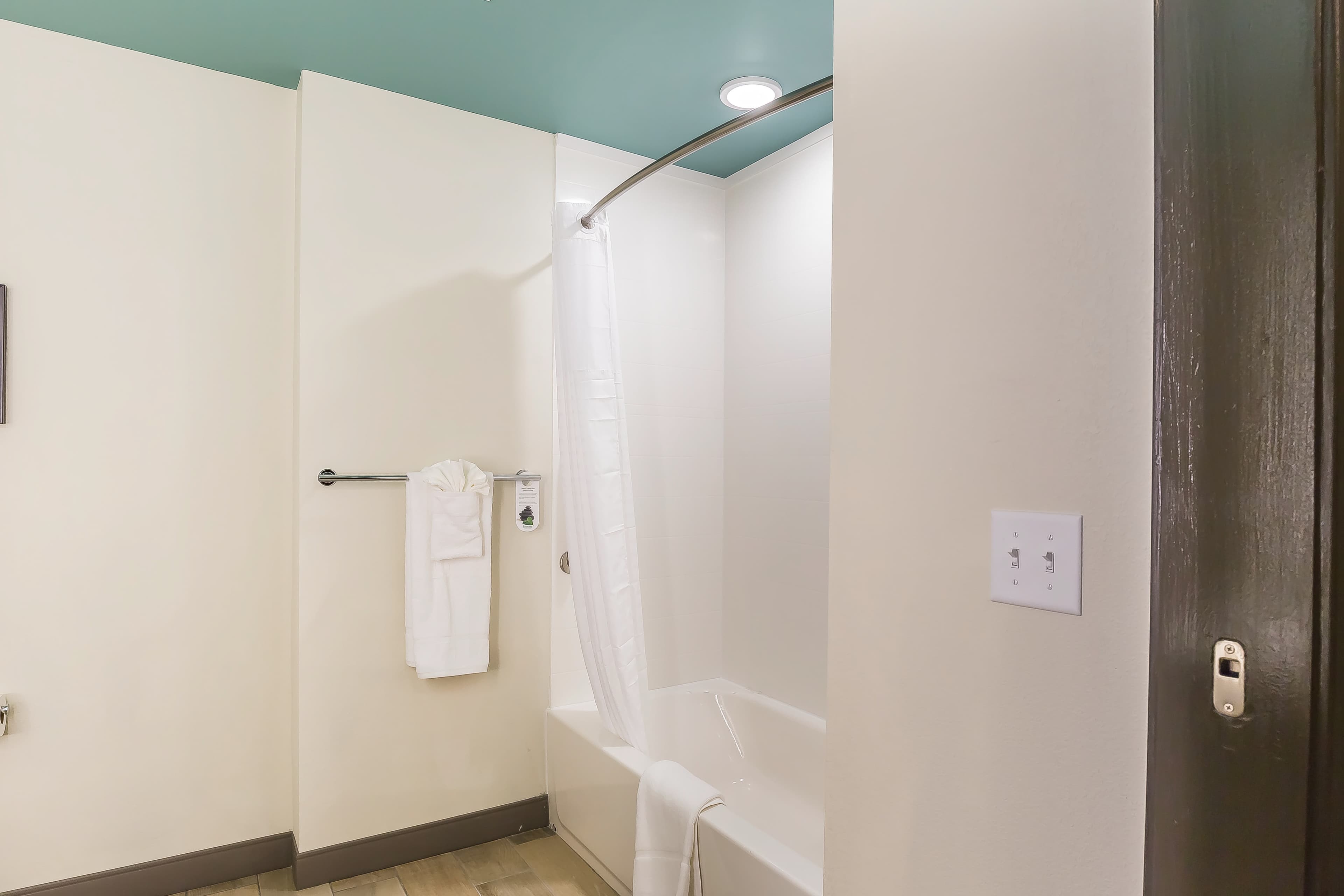 Marina Bay Hotel & Suites, an Ascend Collection Hotel — 23