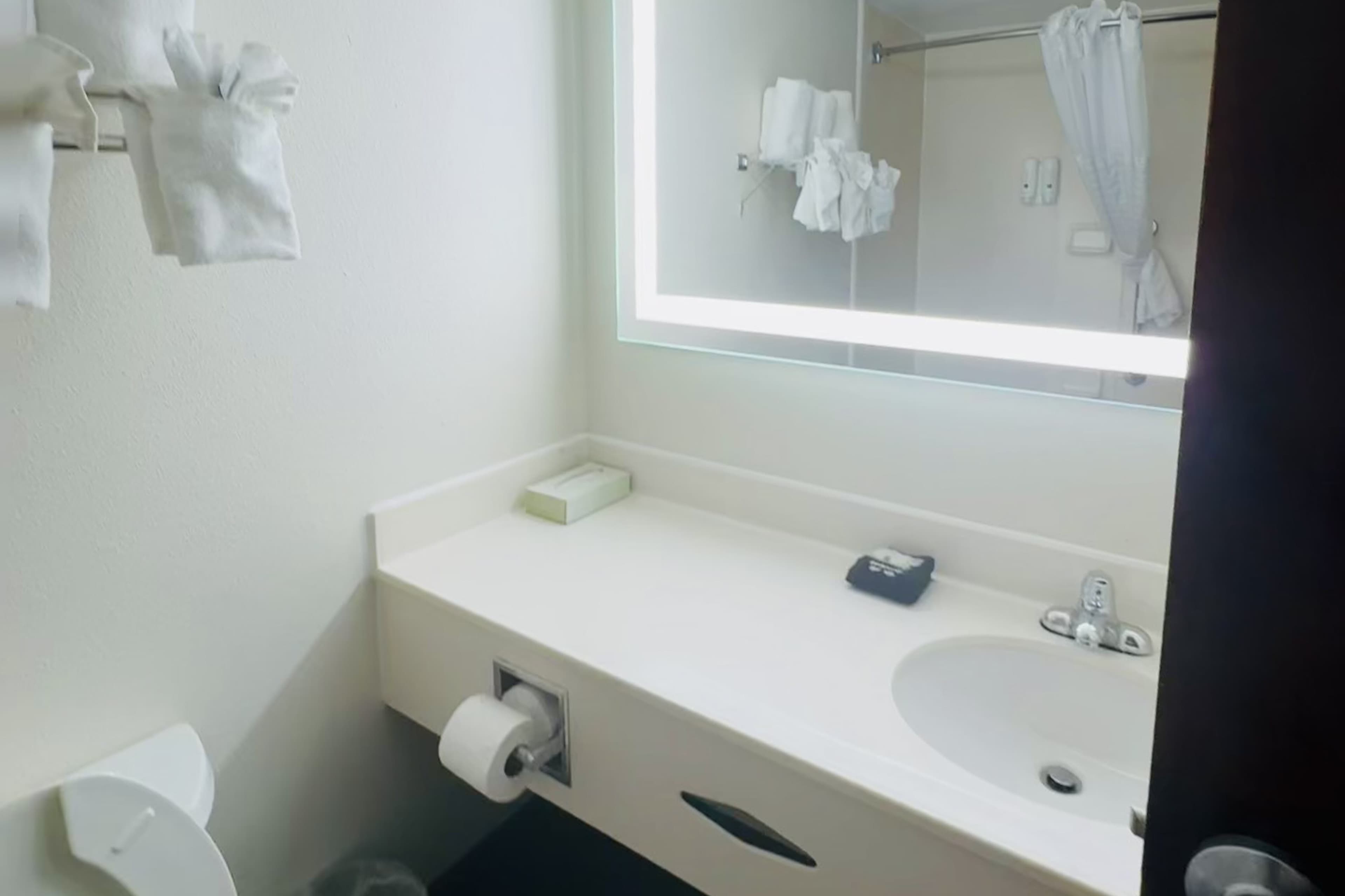 Quality Inn Danville - University Area - Image 4