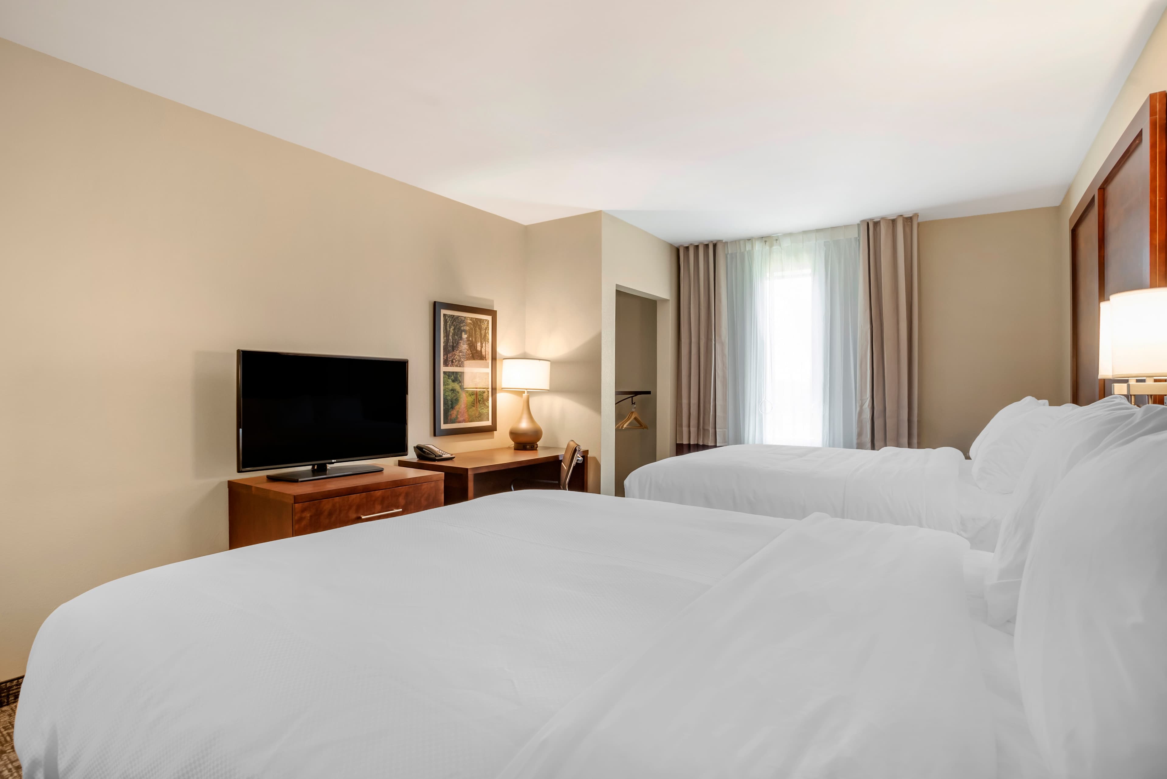 Comfort Inn & Suites Winchester — 22