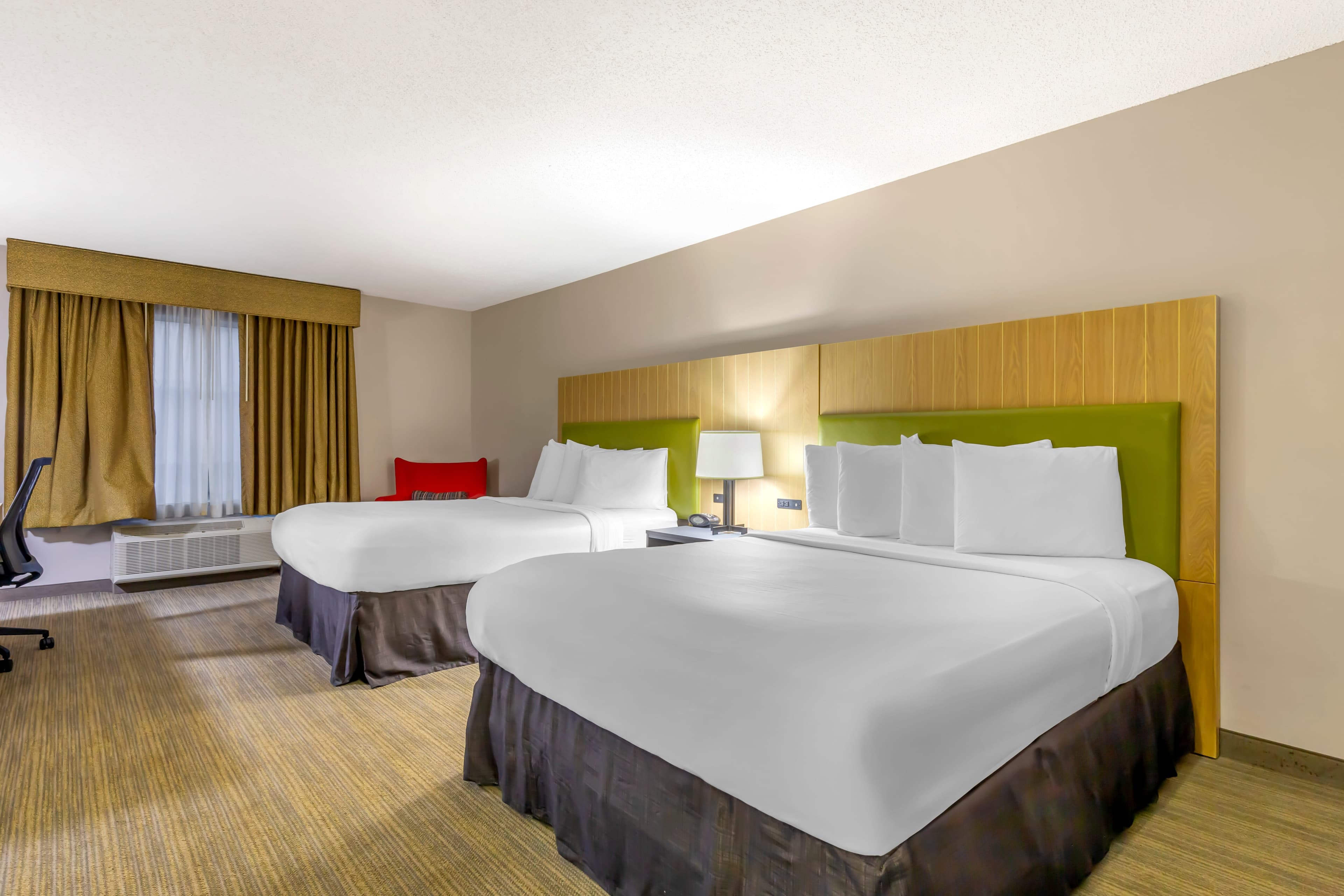 Country Inn & Suites by Radisson, Newport News South, VA — 14