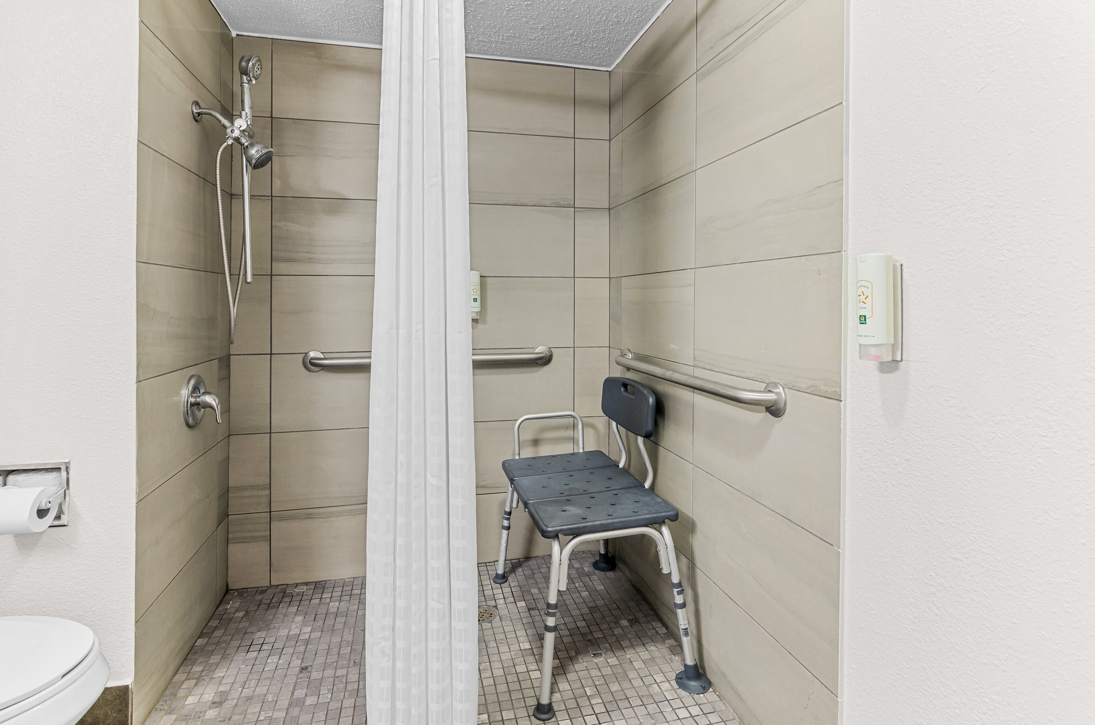 Quality Inn Lexington — 8