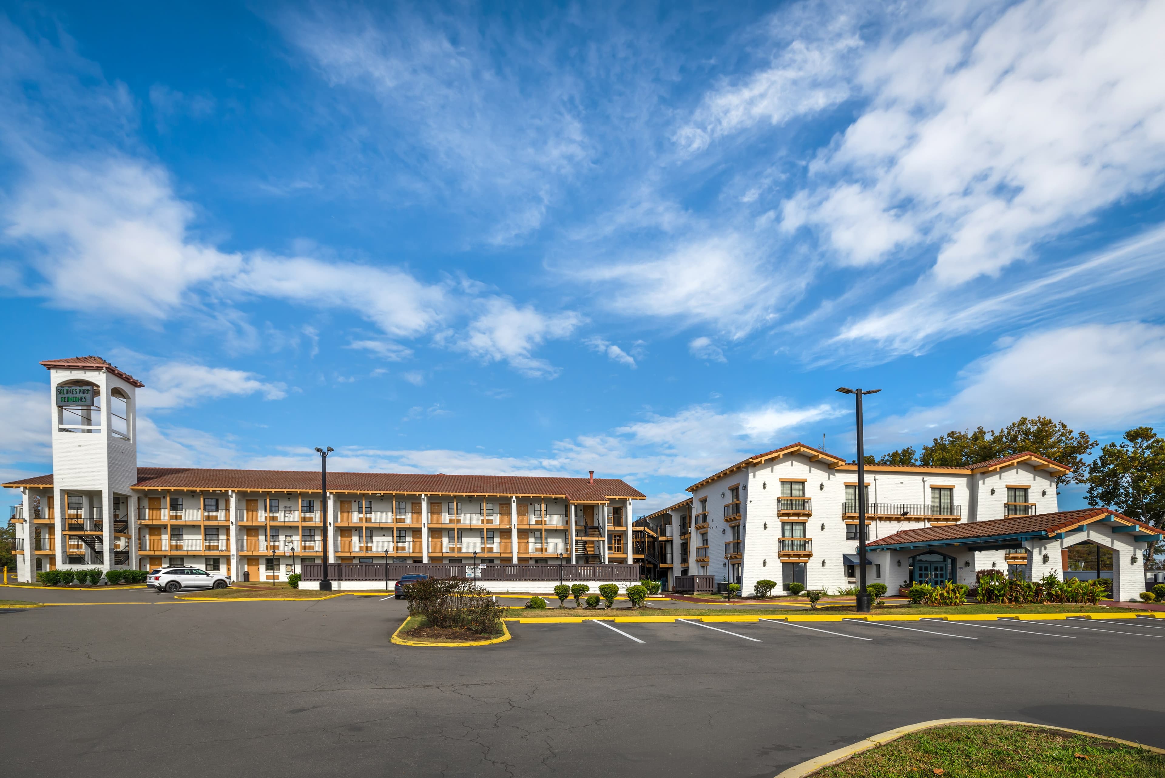 Econo Lodge Richmond-North Chesterfield - Image 1