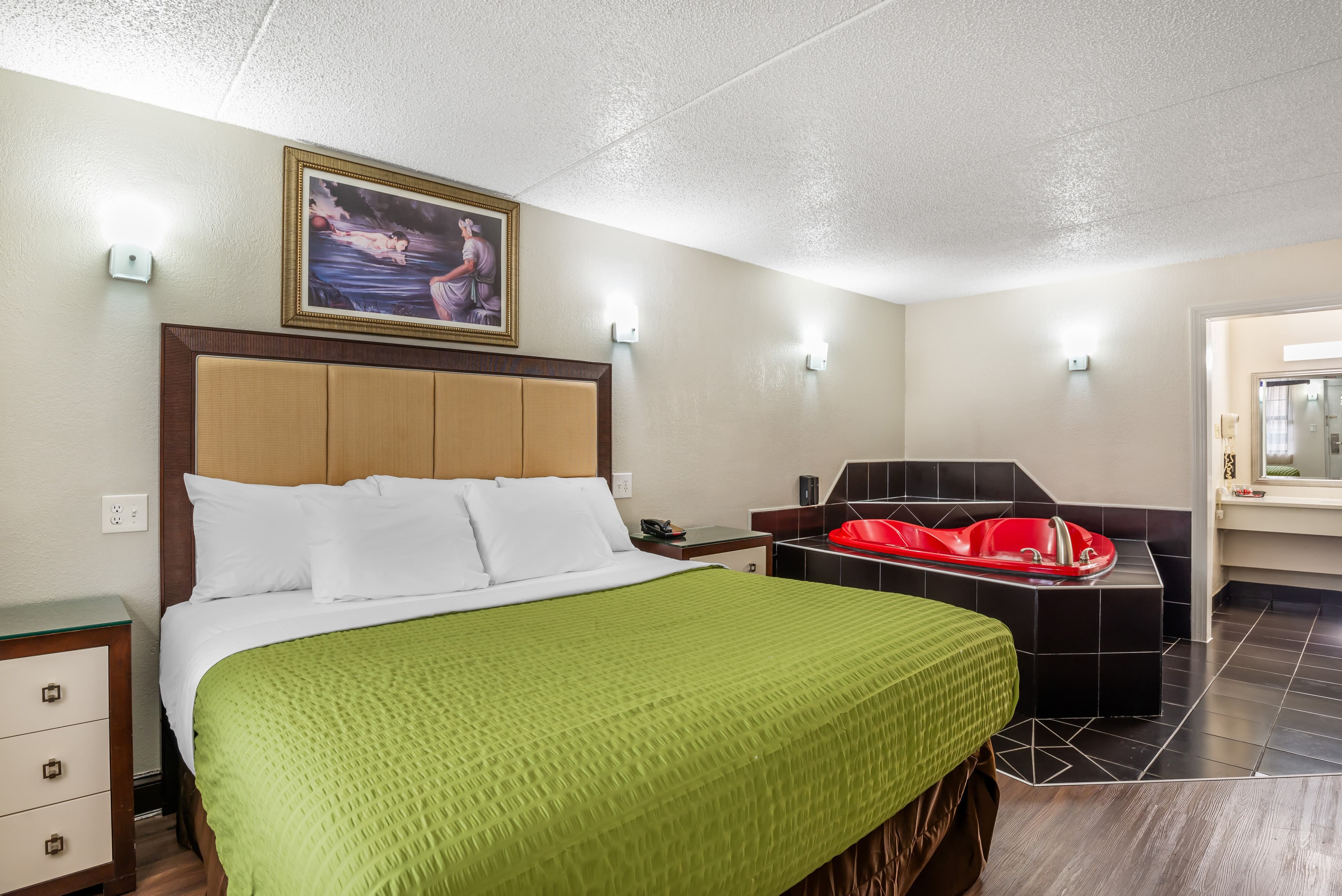 Econo Lodge Richmond-North Chesterfield — 10