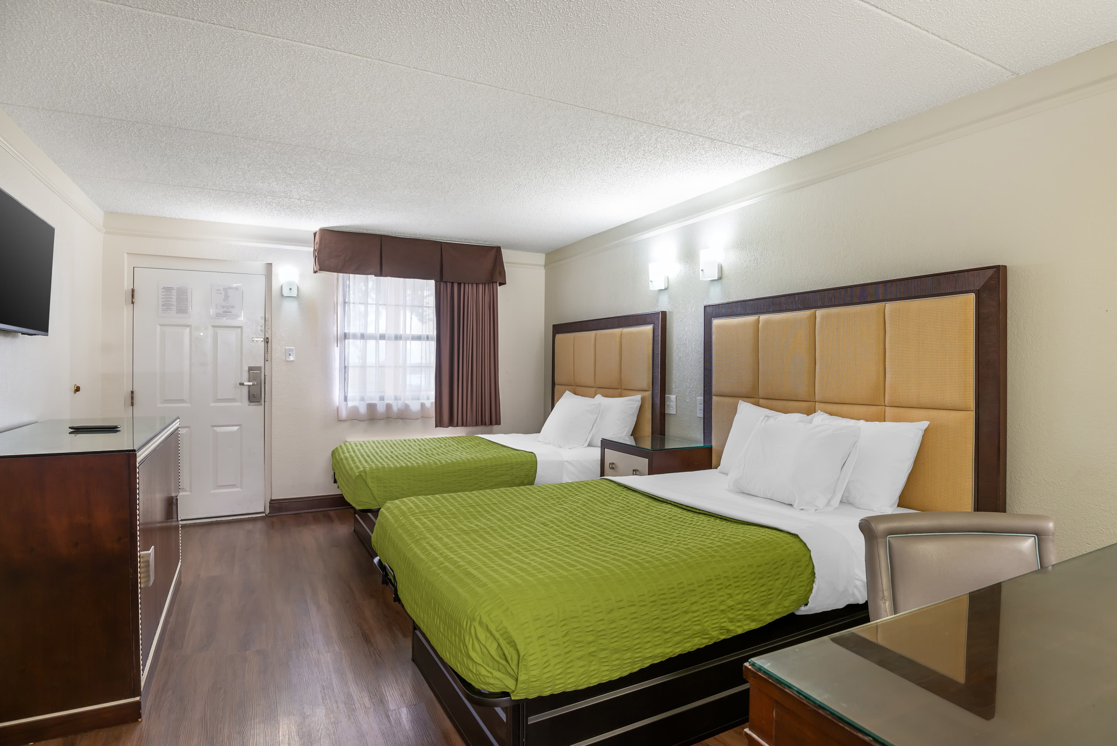 Econo Lodge Richmond-North Chesterfield - Image 4