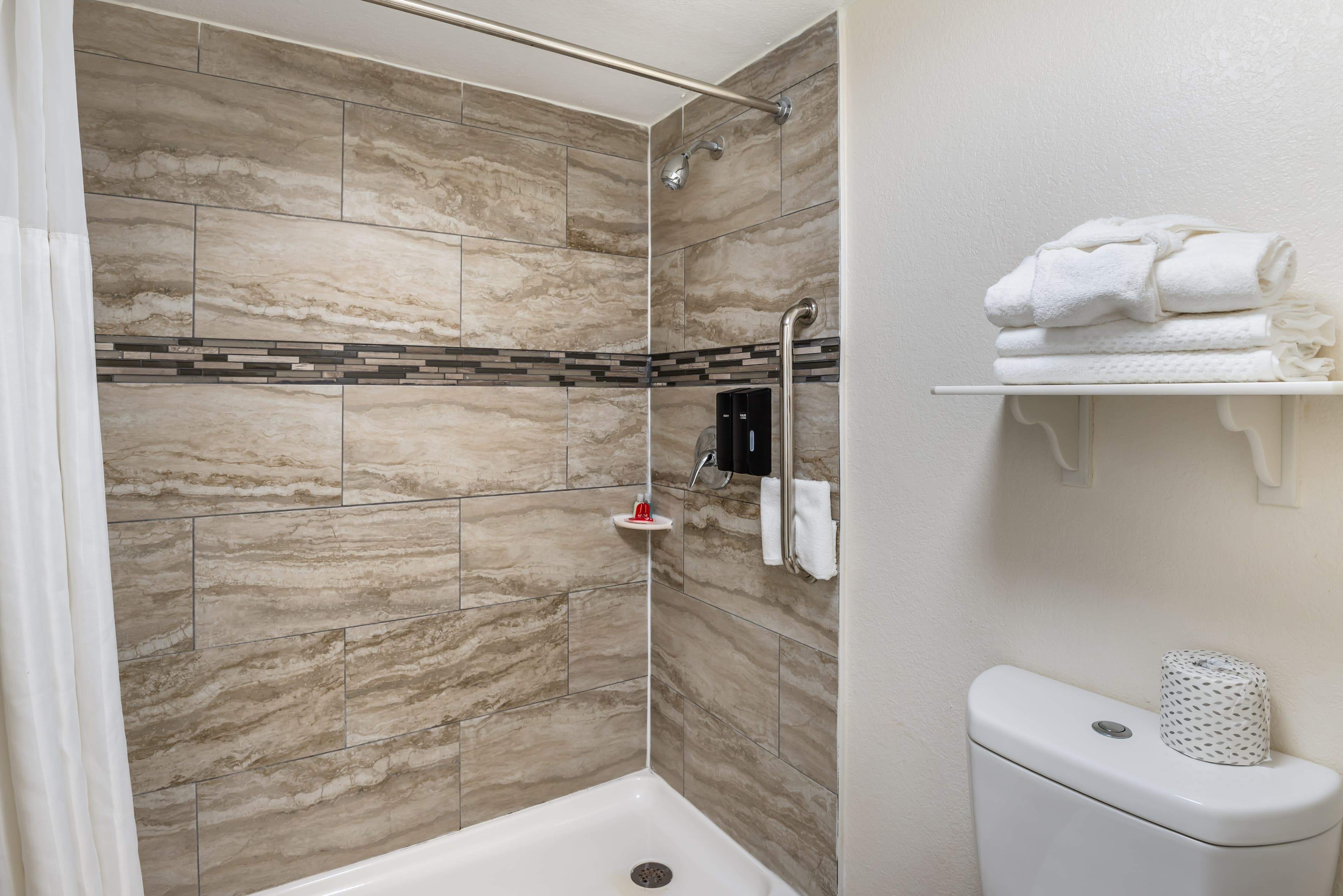 Econo Lodge Richmond-North Chesterfield — 19