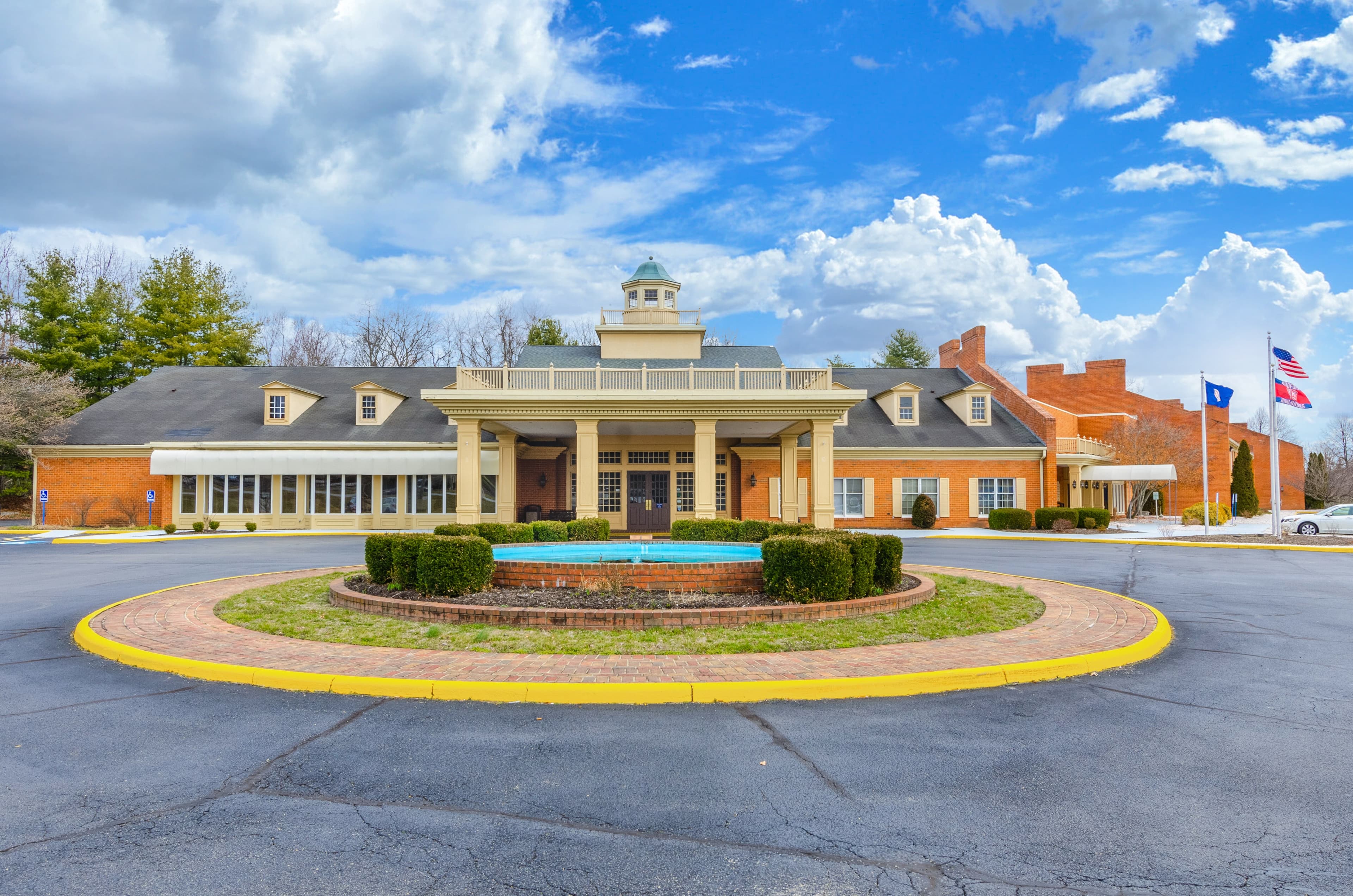Quality Inn Radford-West Blacksburg I-81 - Image 1