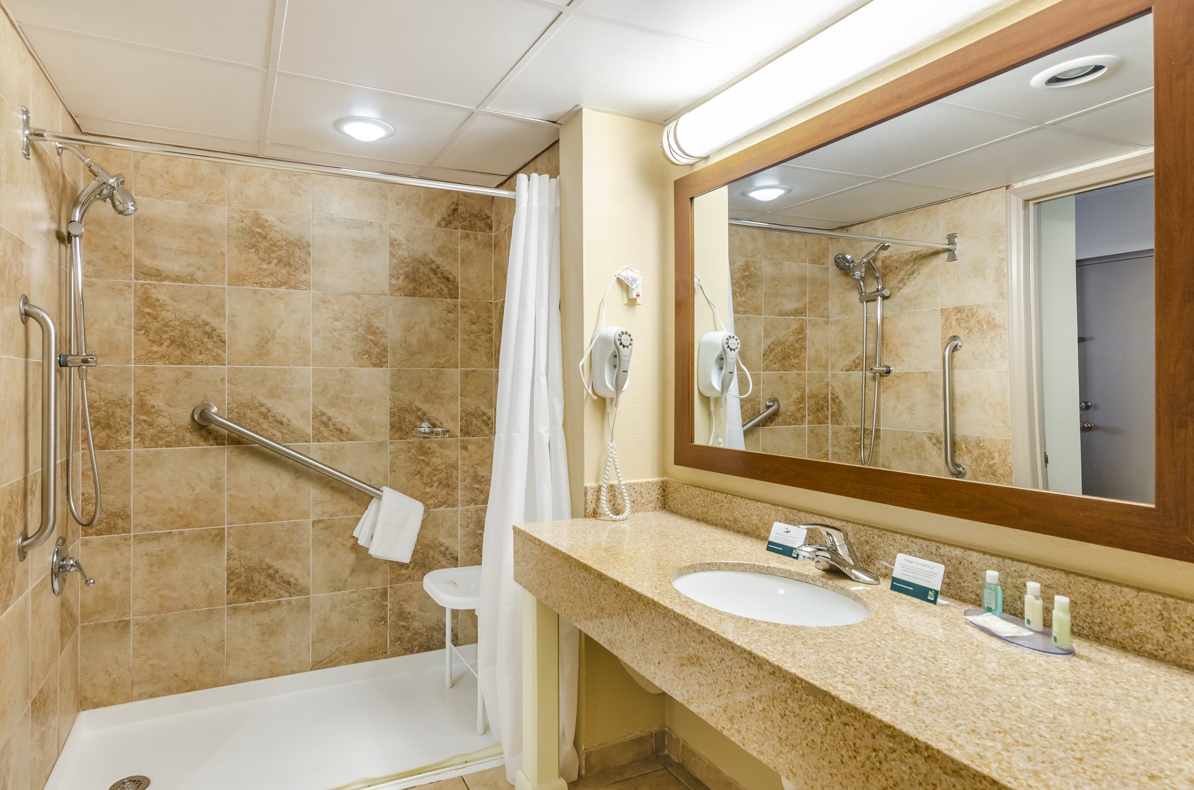 Quality Inn Radford-West Blacksburg I-81 — 7