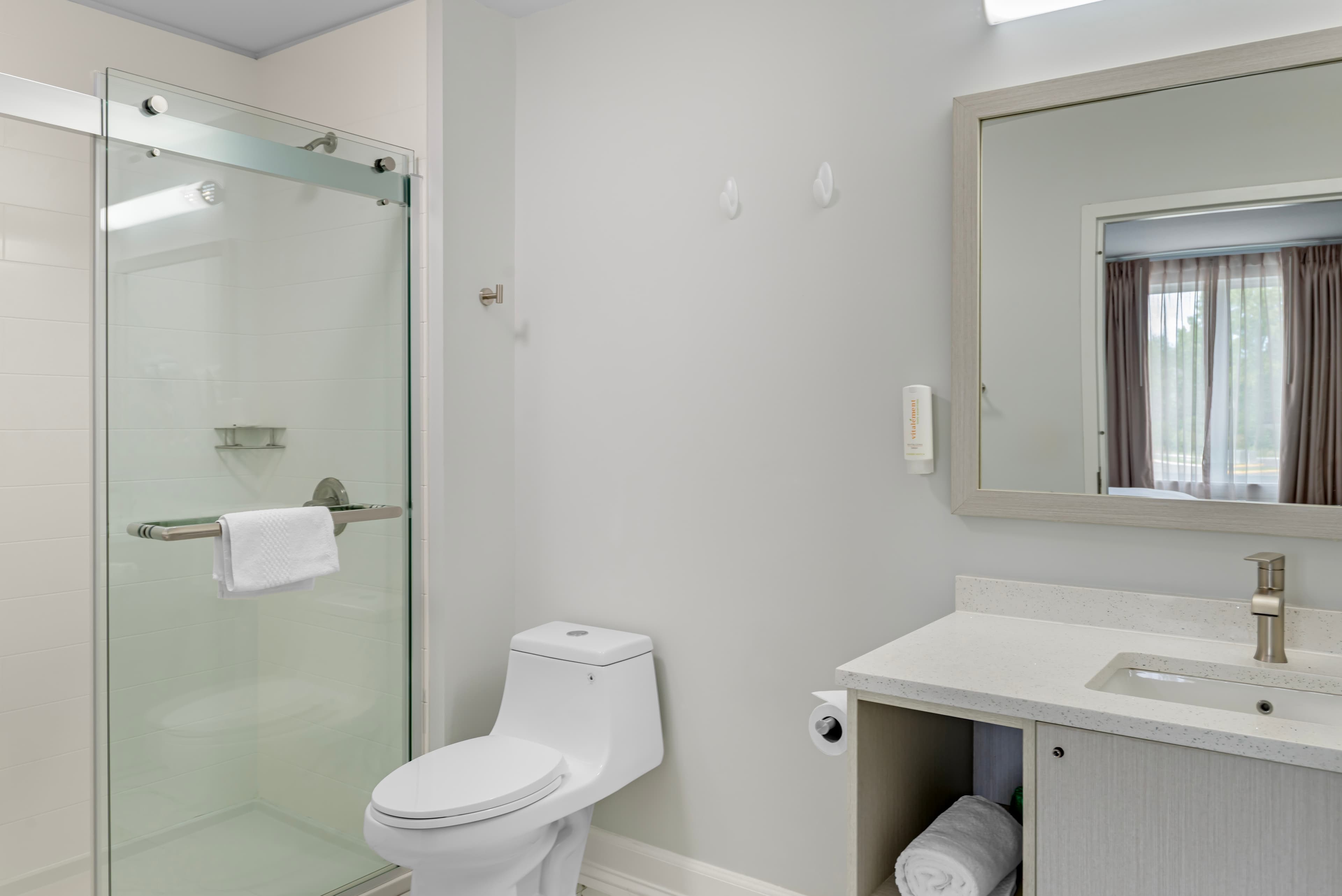MainStay Suites Chesapeake - Greenbrier — 27