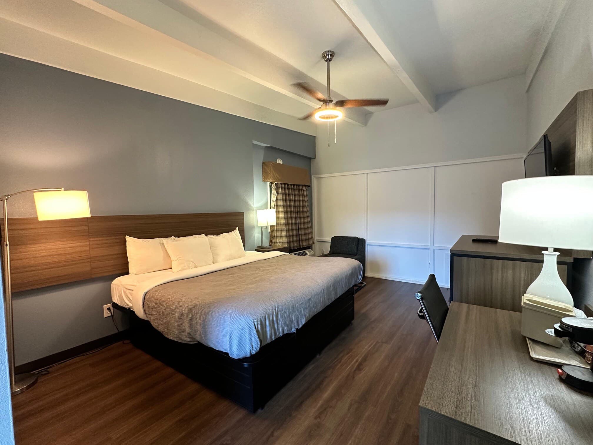 Quality Inn - On The Lake Clarksville-Boydton - Image 2