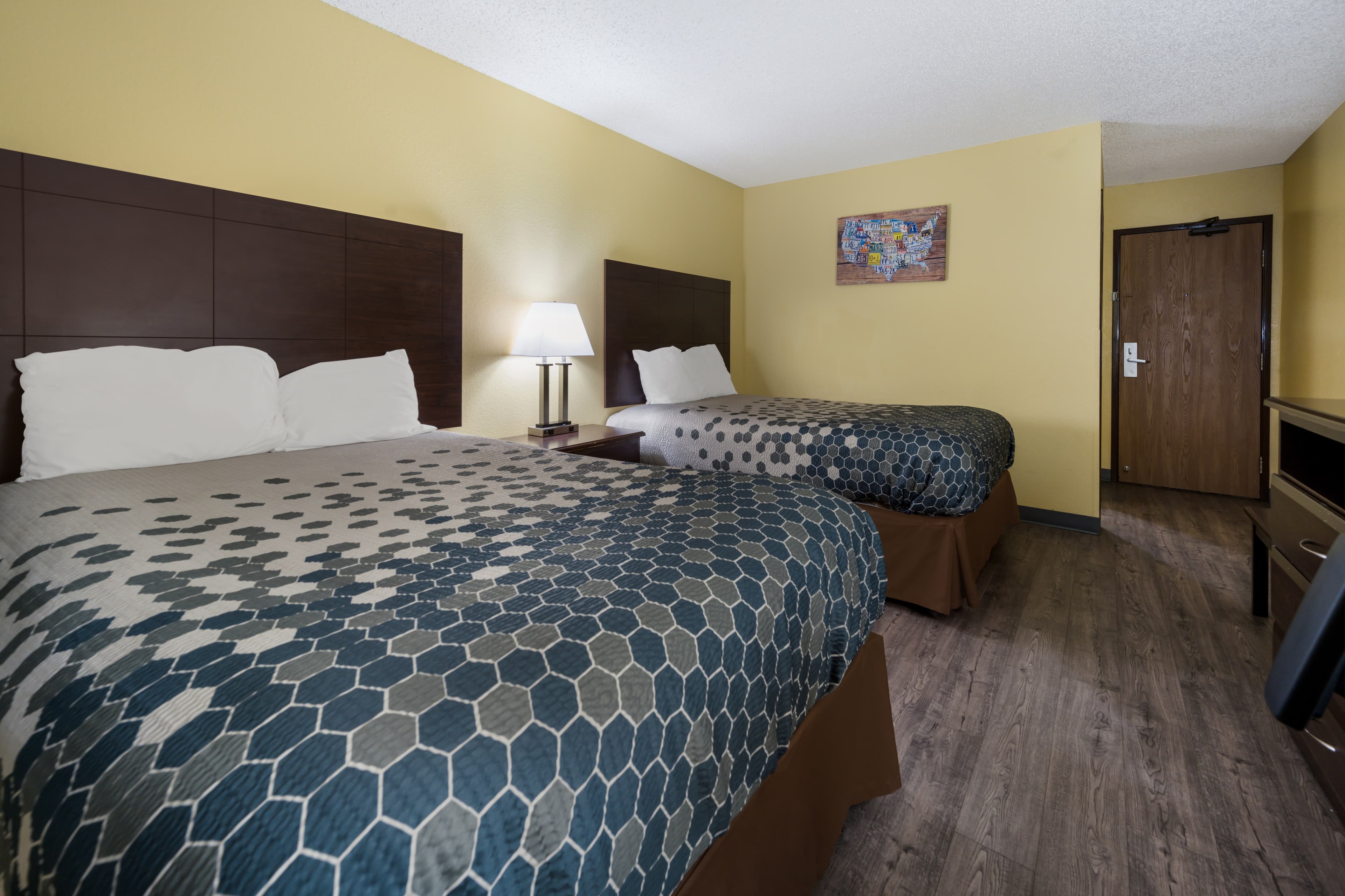 Econo Lodge Spotsylvania Town Center - Image 3