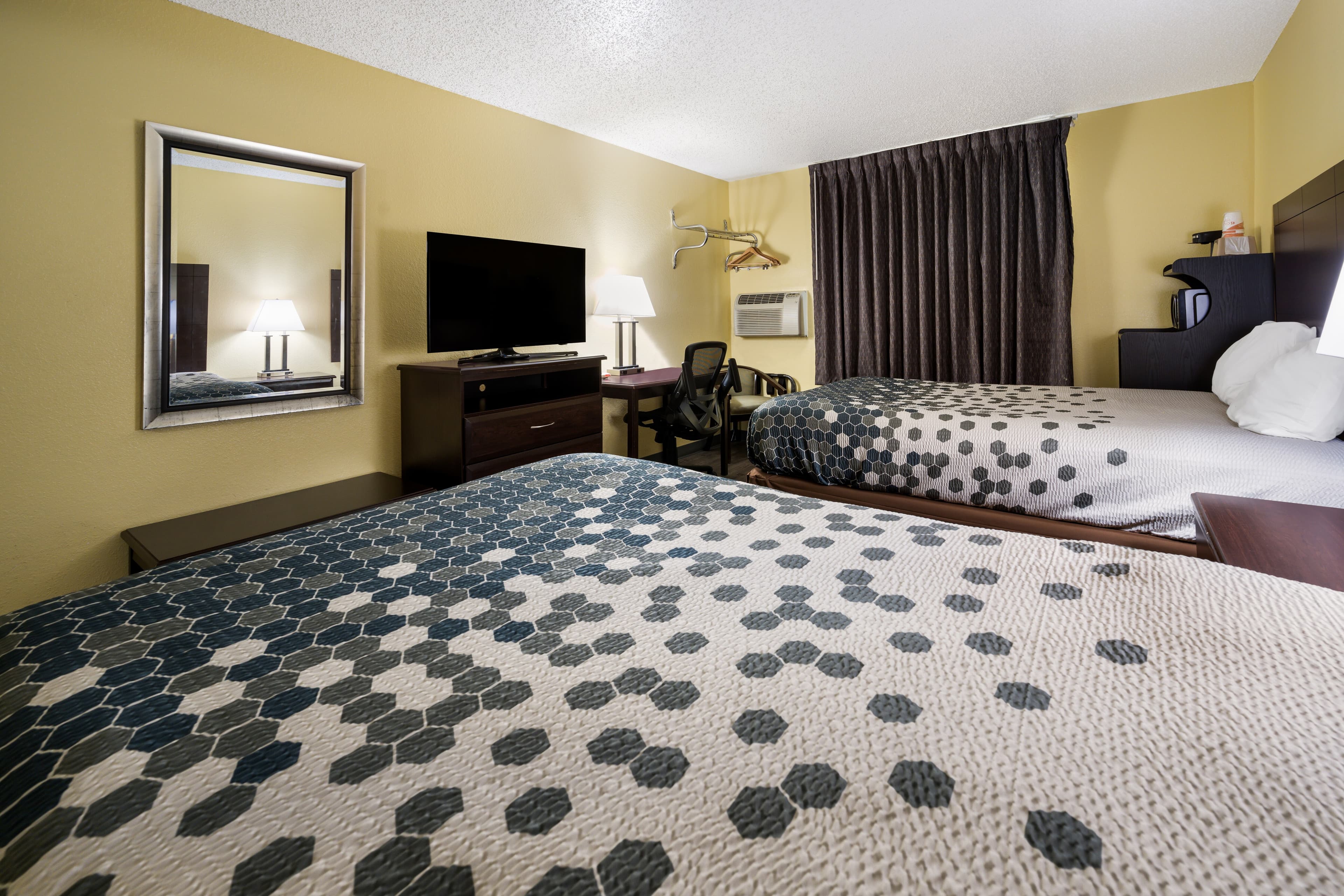 Econo Lodge Spotsylvania Town Center - Image 5