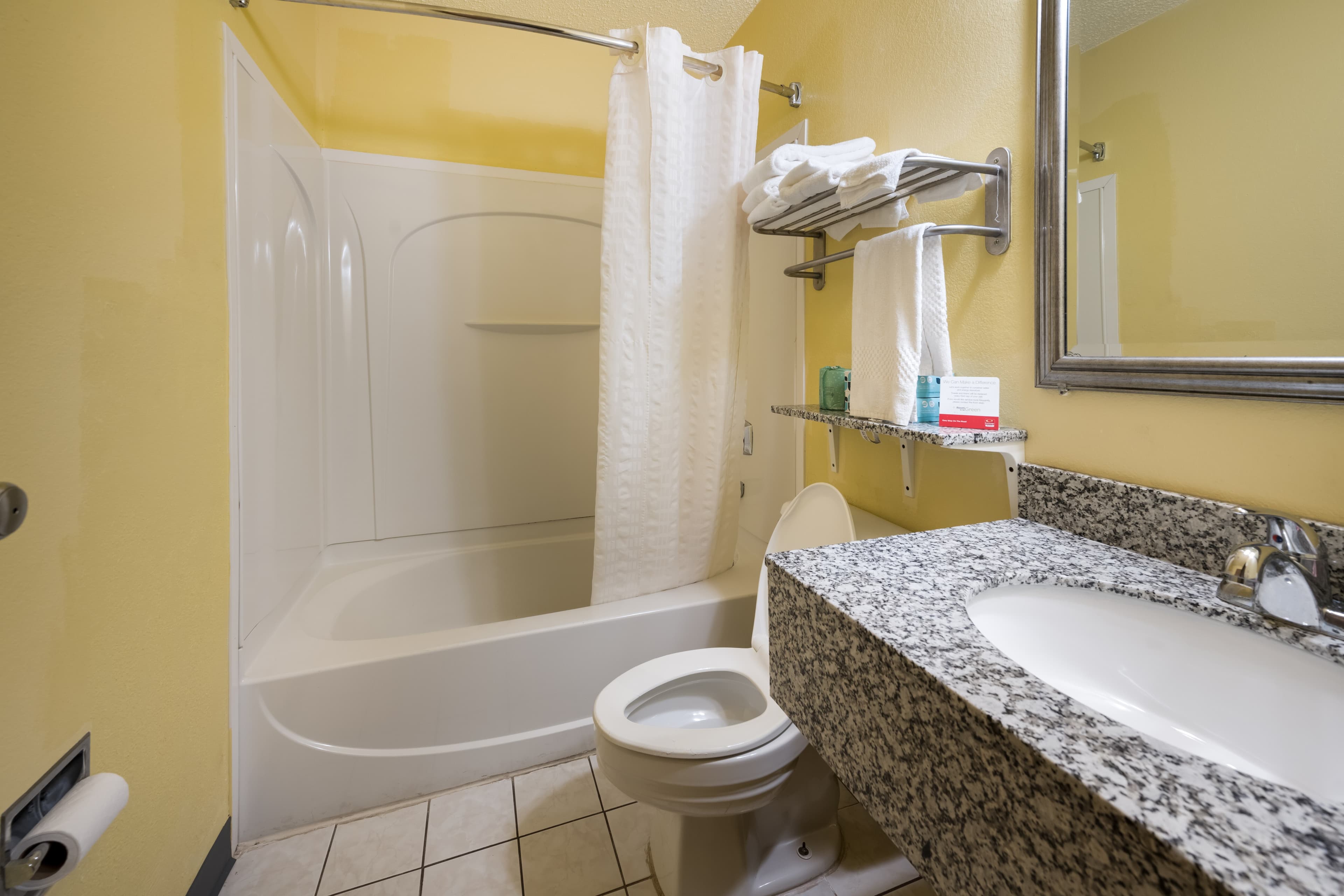 Econo Lodge Spotsylvania Town Center — 7