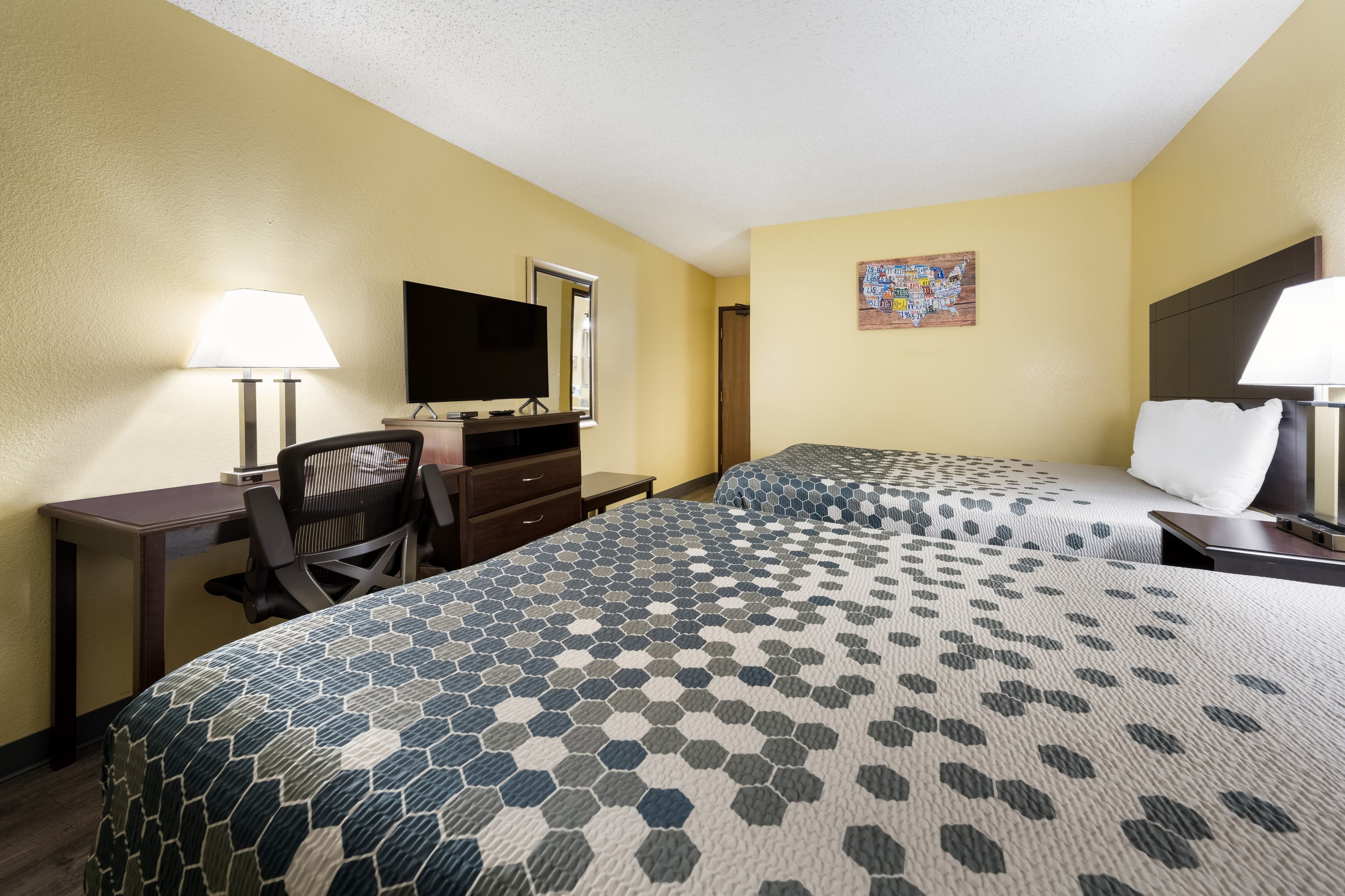 Econo Lodge Spotsylvania Town Center — 32