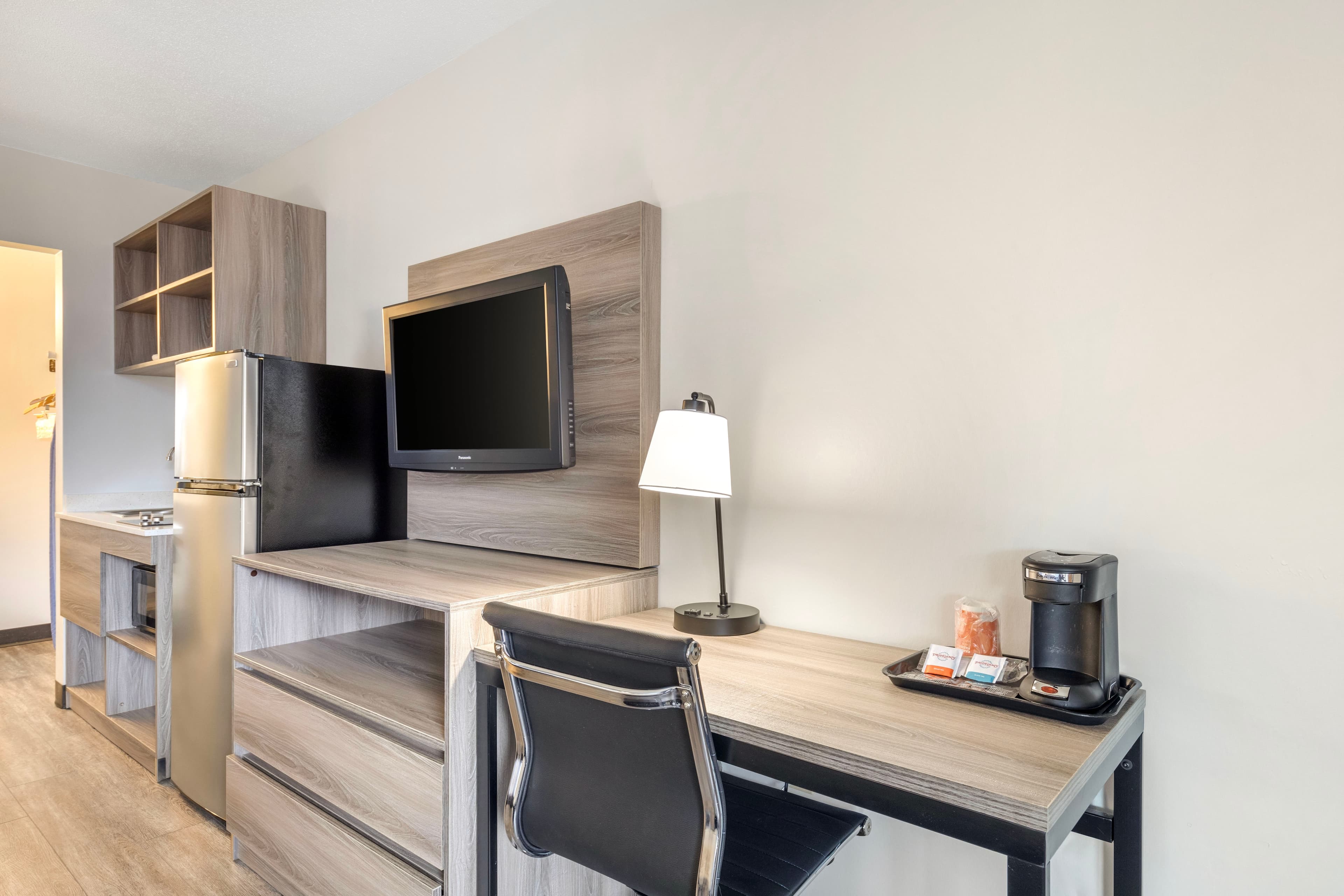Suburban Studios Tysons Corner — 7