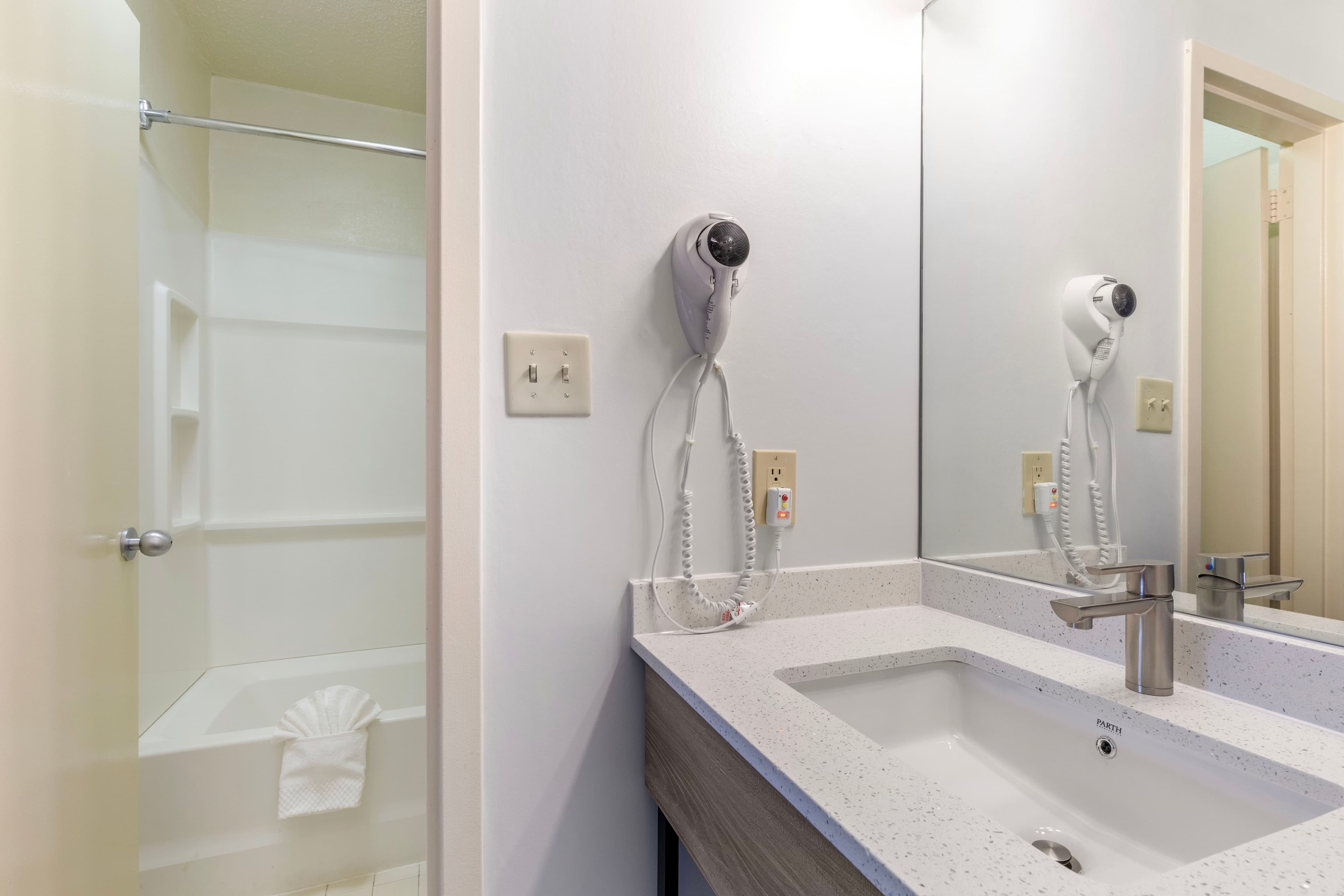 Suburban Studios Tysons Corner — 9