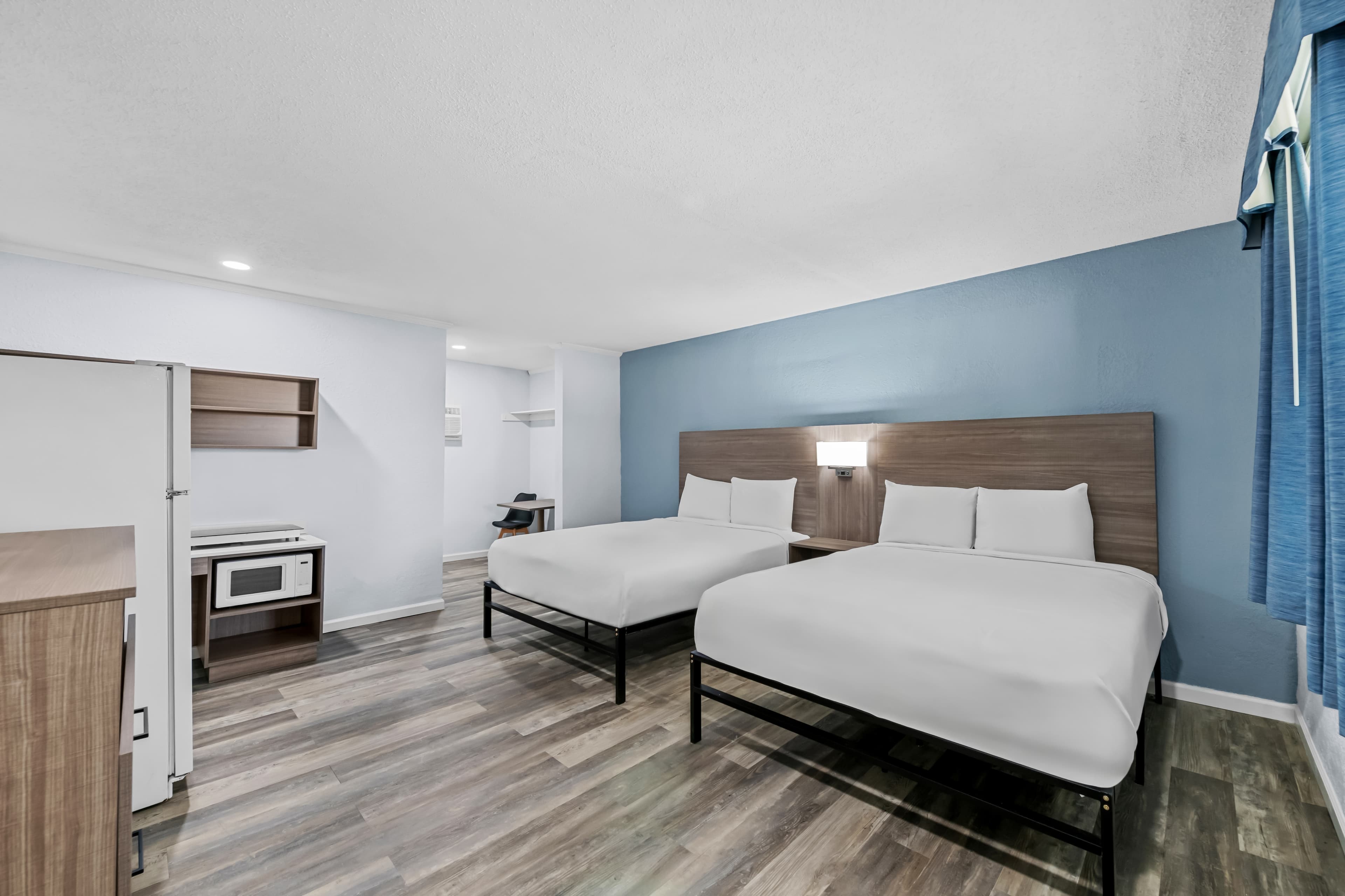 Suburban Studios Newport News - Hampton — 22