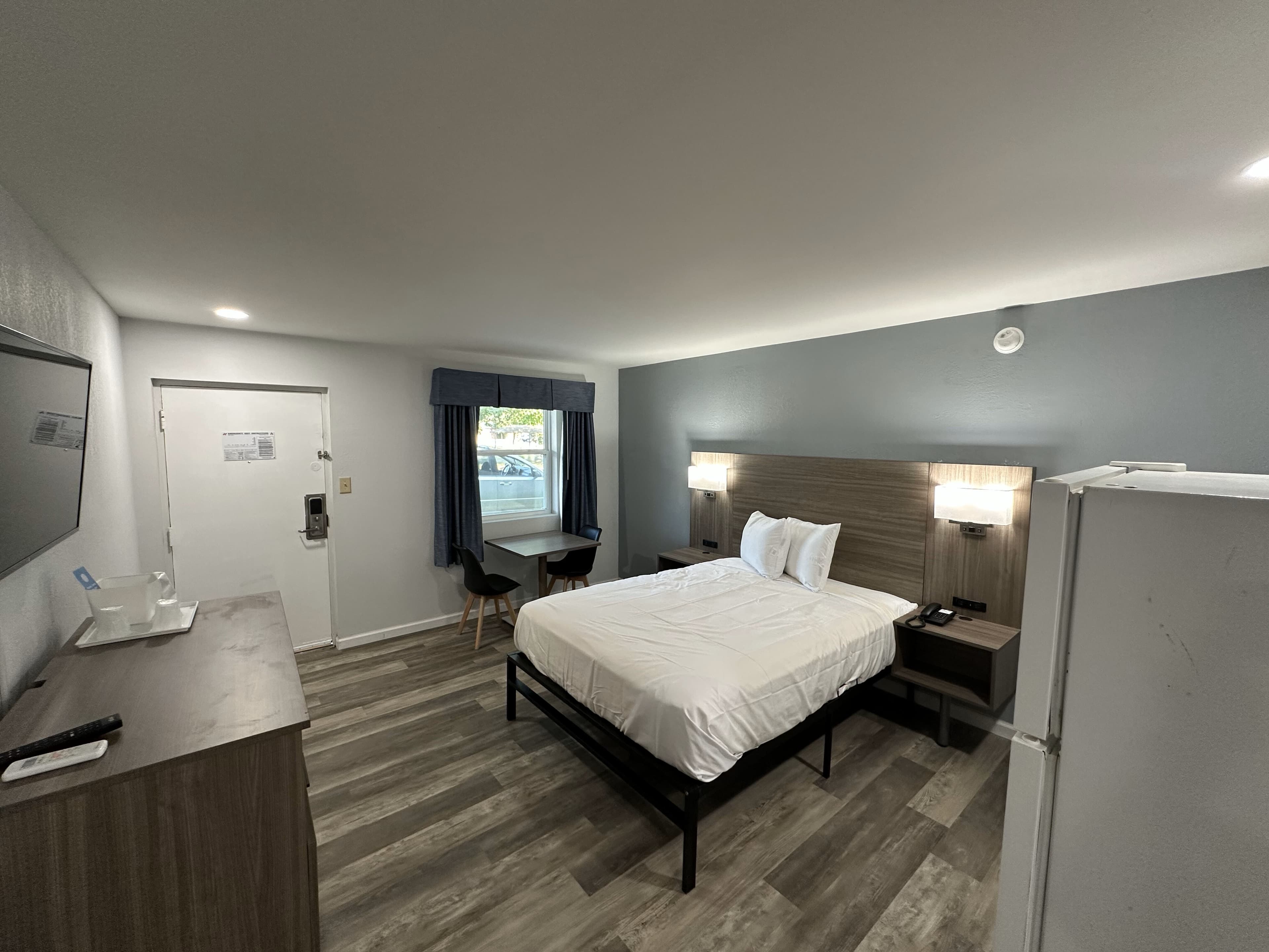 Suburban Studios Newport News - Hampton — 11